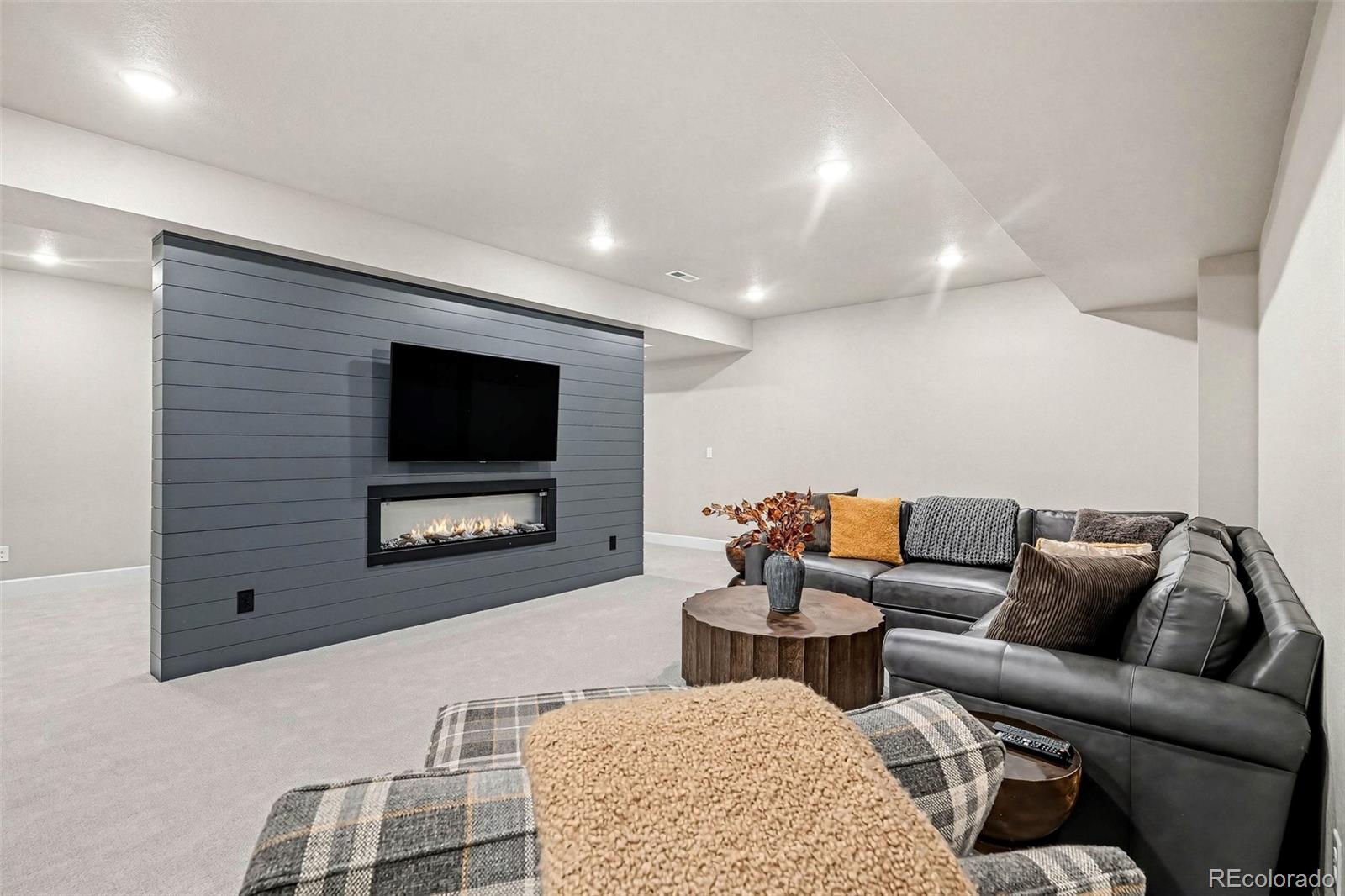 MLS Image #28 for 650  simmental loop,castle rock, Colorado