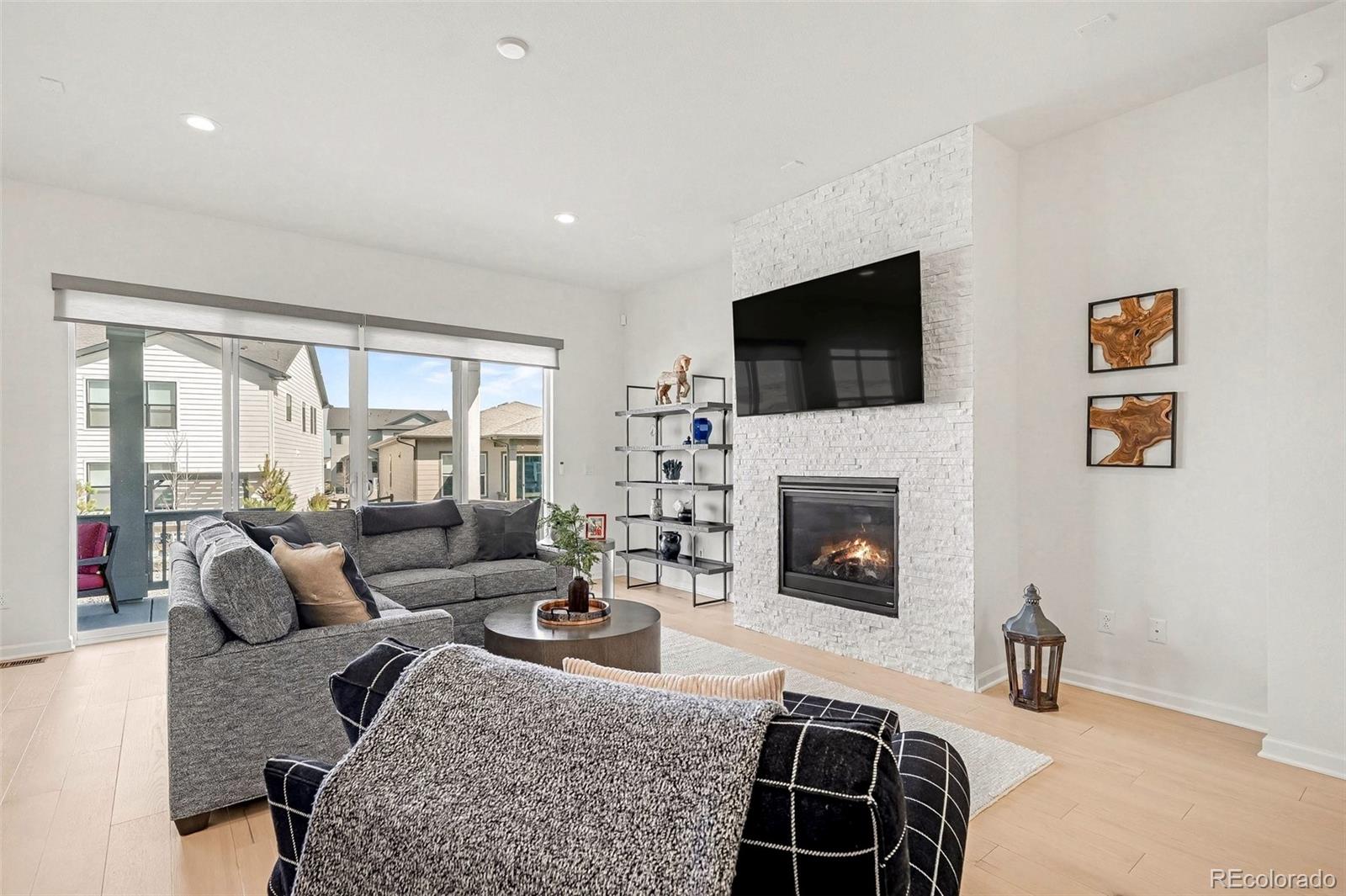 MLS Image #4 for 650  simmental loop,castle rock, Colorado