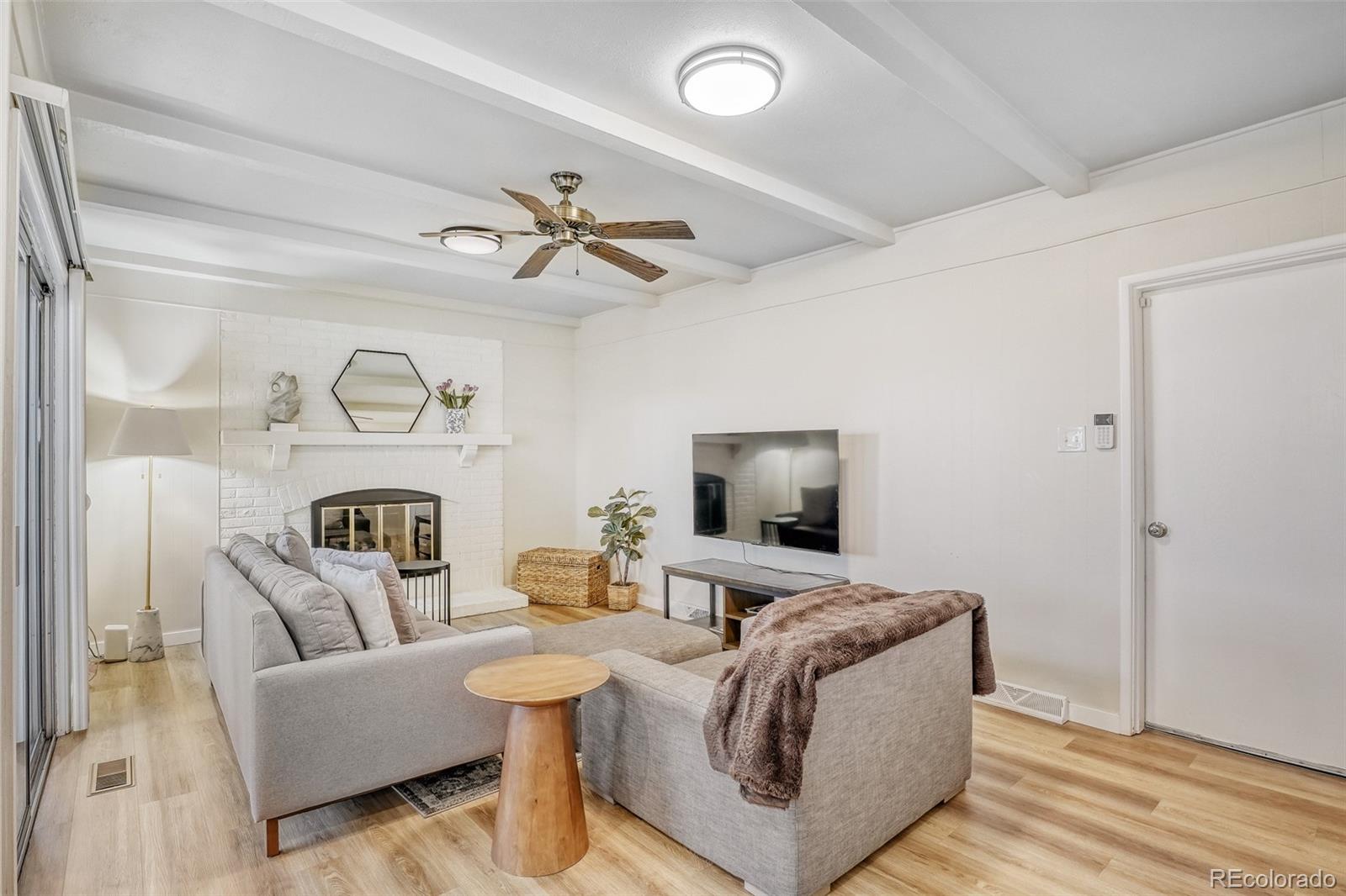 MLS Image #10 for 2923 s reading court,denver, Colorado
