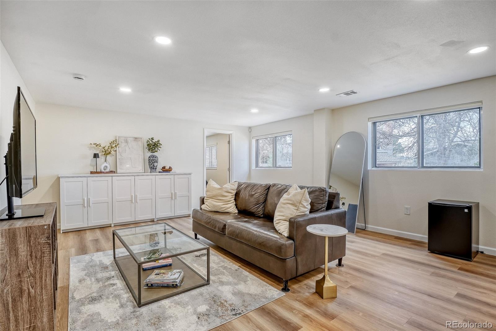 MLS Image #25 for 2923 s reading court,denver, Colorado