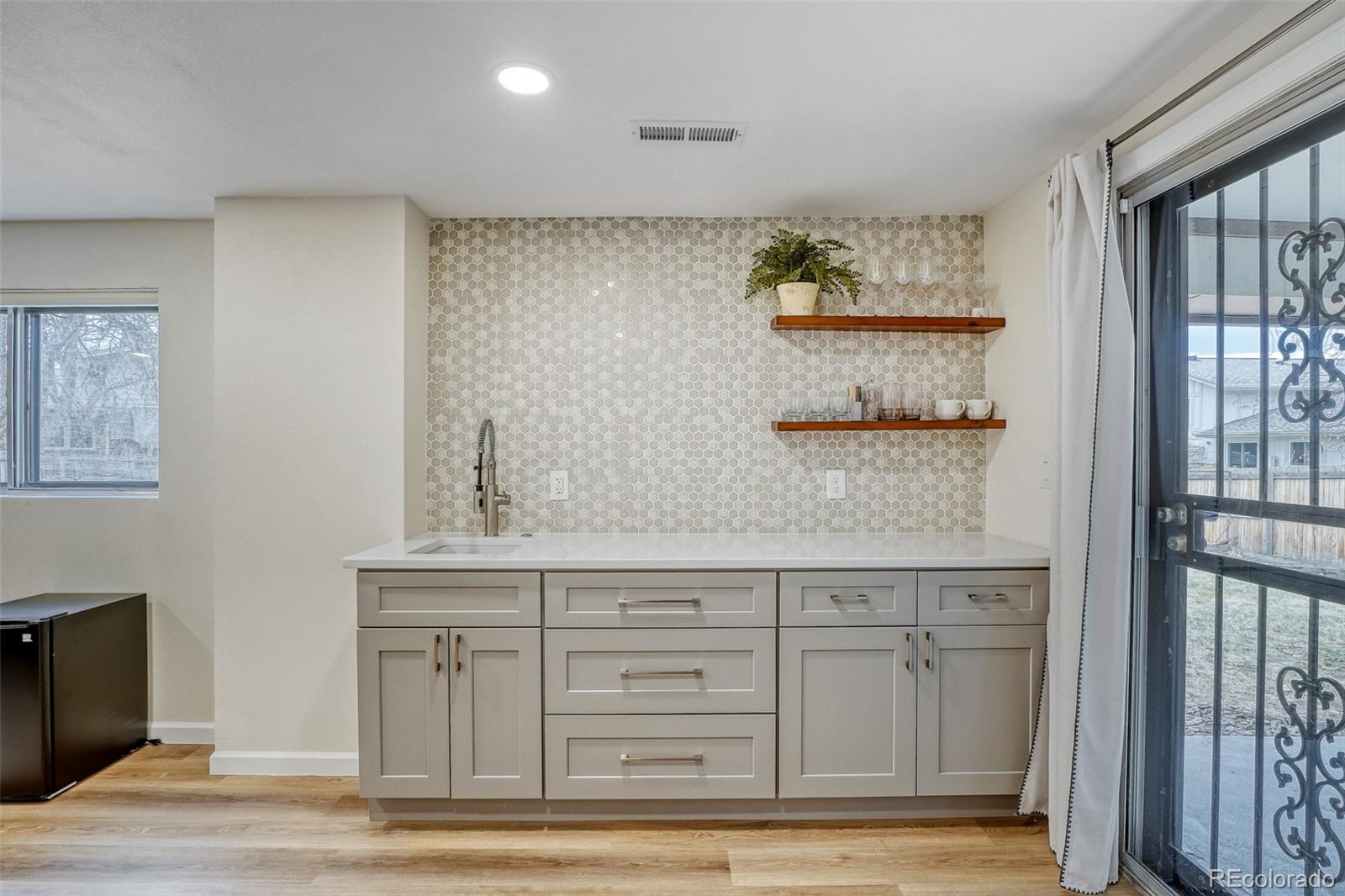 MLS Image #27 for 2923 s reading court,denver, Colorado
