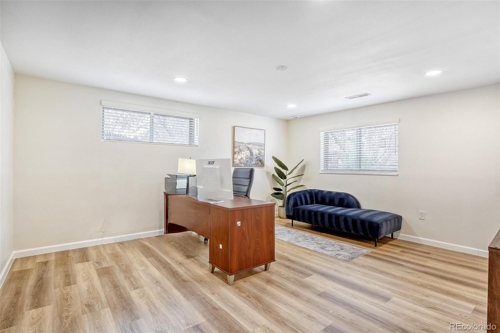MLS Image #34 for 2923 s reading court,denver, Colorado
