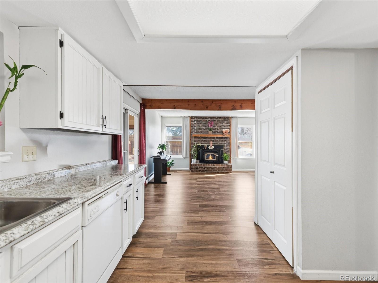 MLS Image #10 for 892 s rifle way,aurora, Colorado