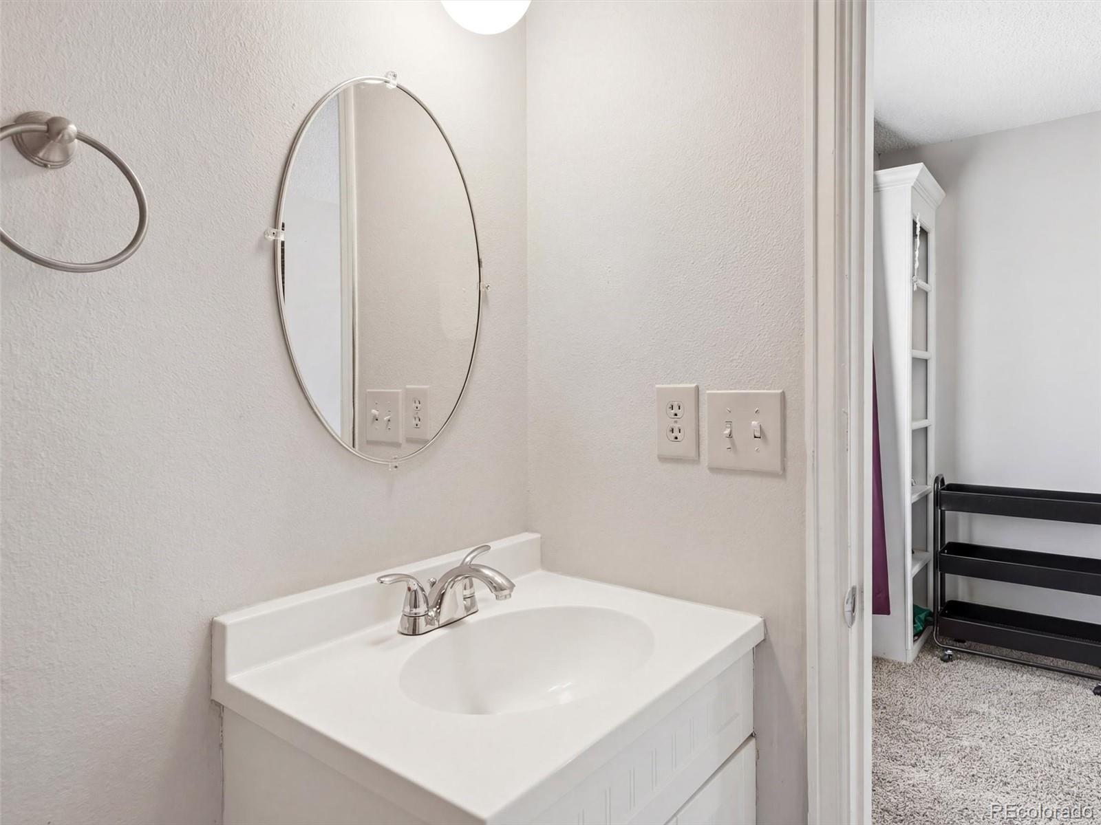 MLS Image #14 for 892 s rifle way,aurora, Colorado