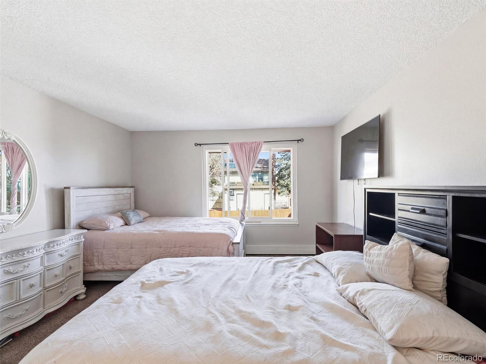 MLS Image #15 for 892 s rifle way,aurora, Colorado