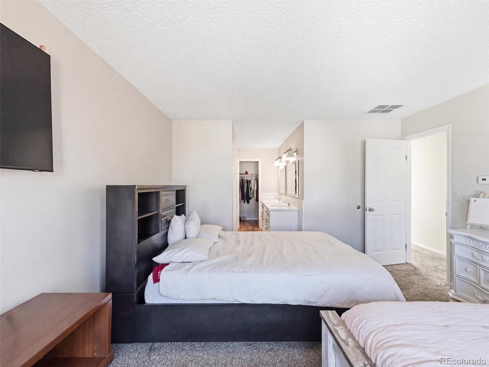 MLS Image #16 for 892 s rifle way,aurora, Colorado