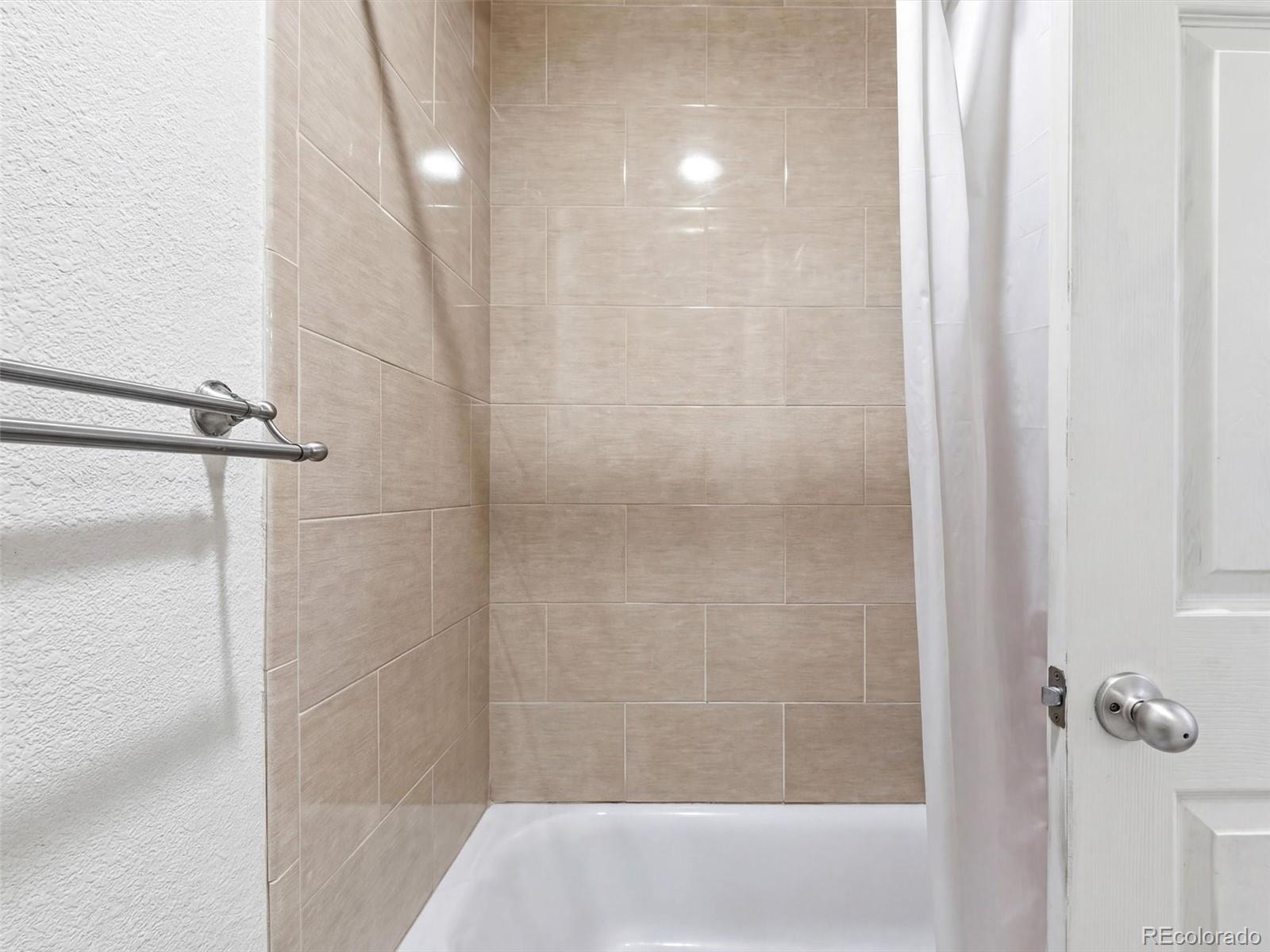 MLS Image #18 for 892 s rifle way,aurora, Colorado