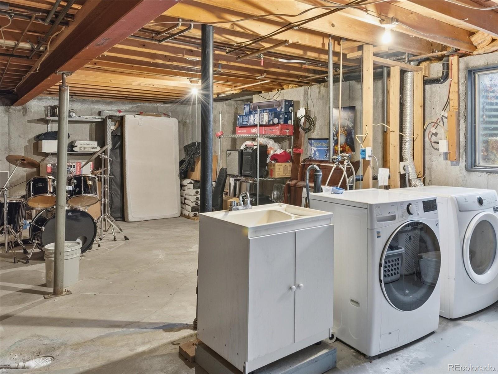 MLS Image #24 for 892 s rifle way,aurora, Colorado