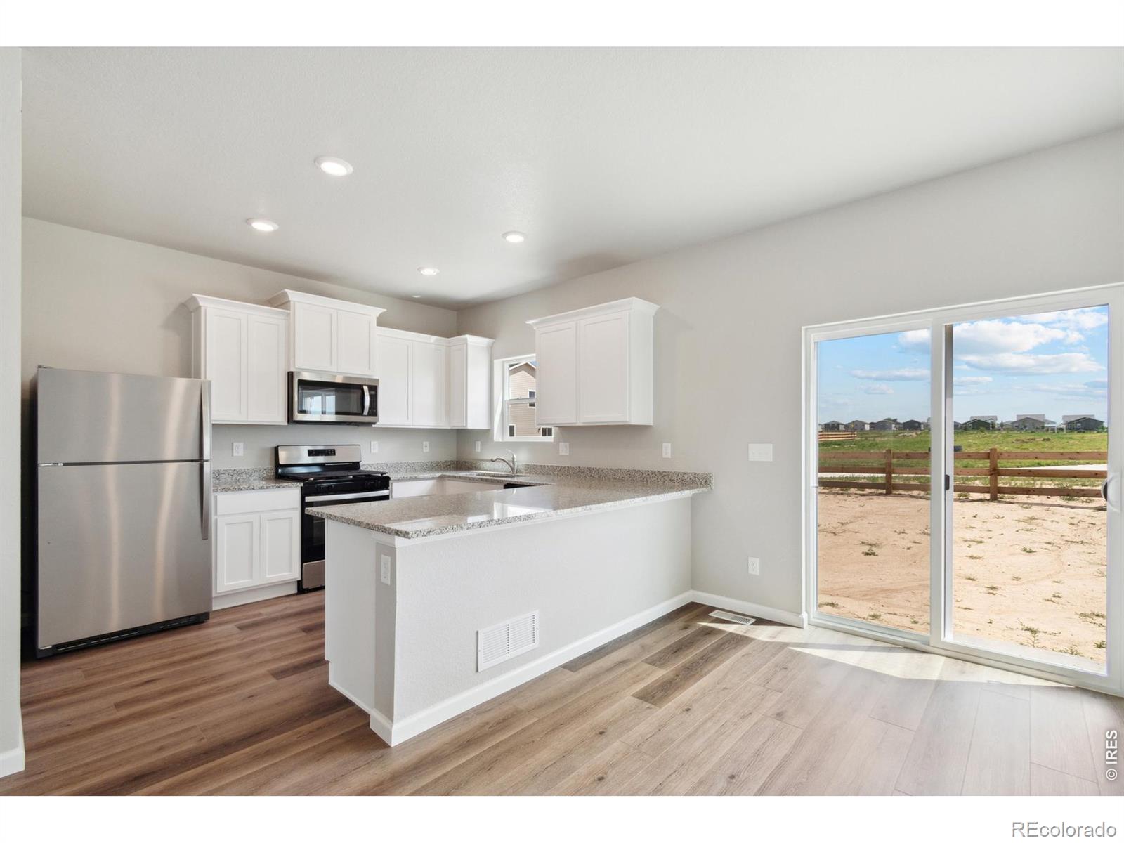 MLS Image #3 for 7406  crystal avenue,frederick, Colorado