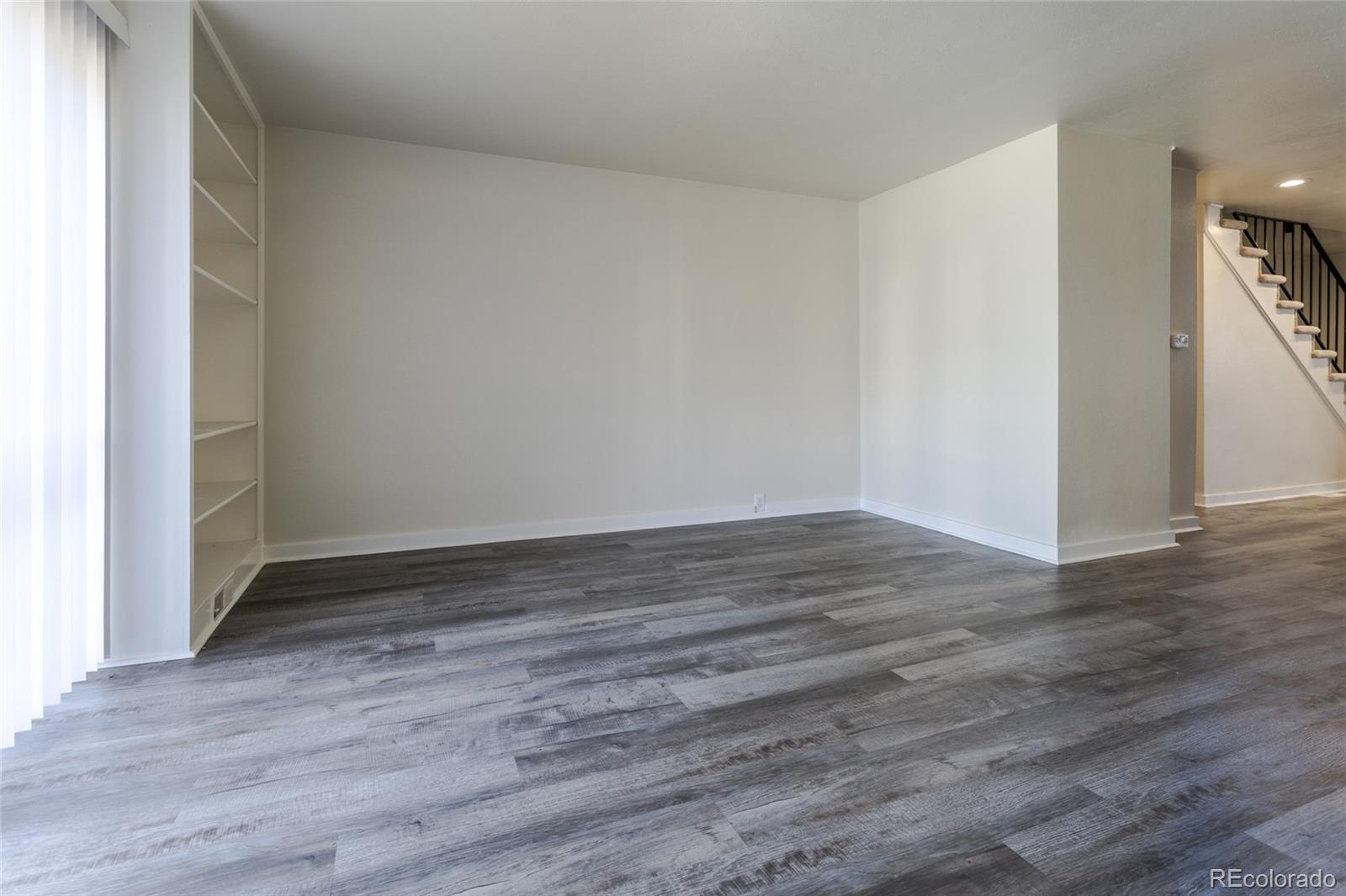 MLS Image #10 for 1200 s monaco st parkway,denver, Colorado