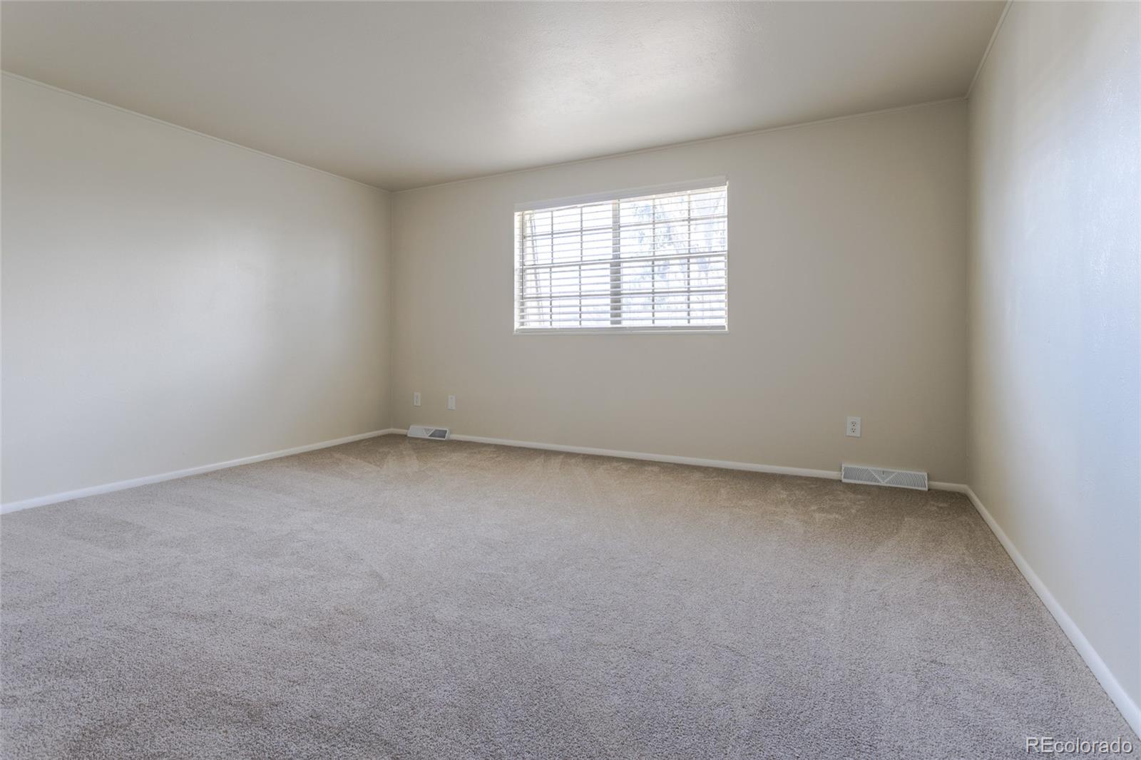 MLS Image #14 for 1200 s monaco st parkway,denver, Colorado