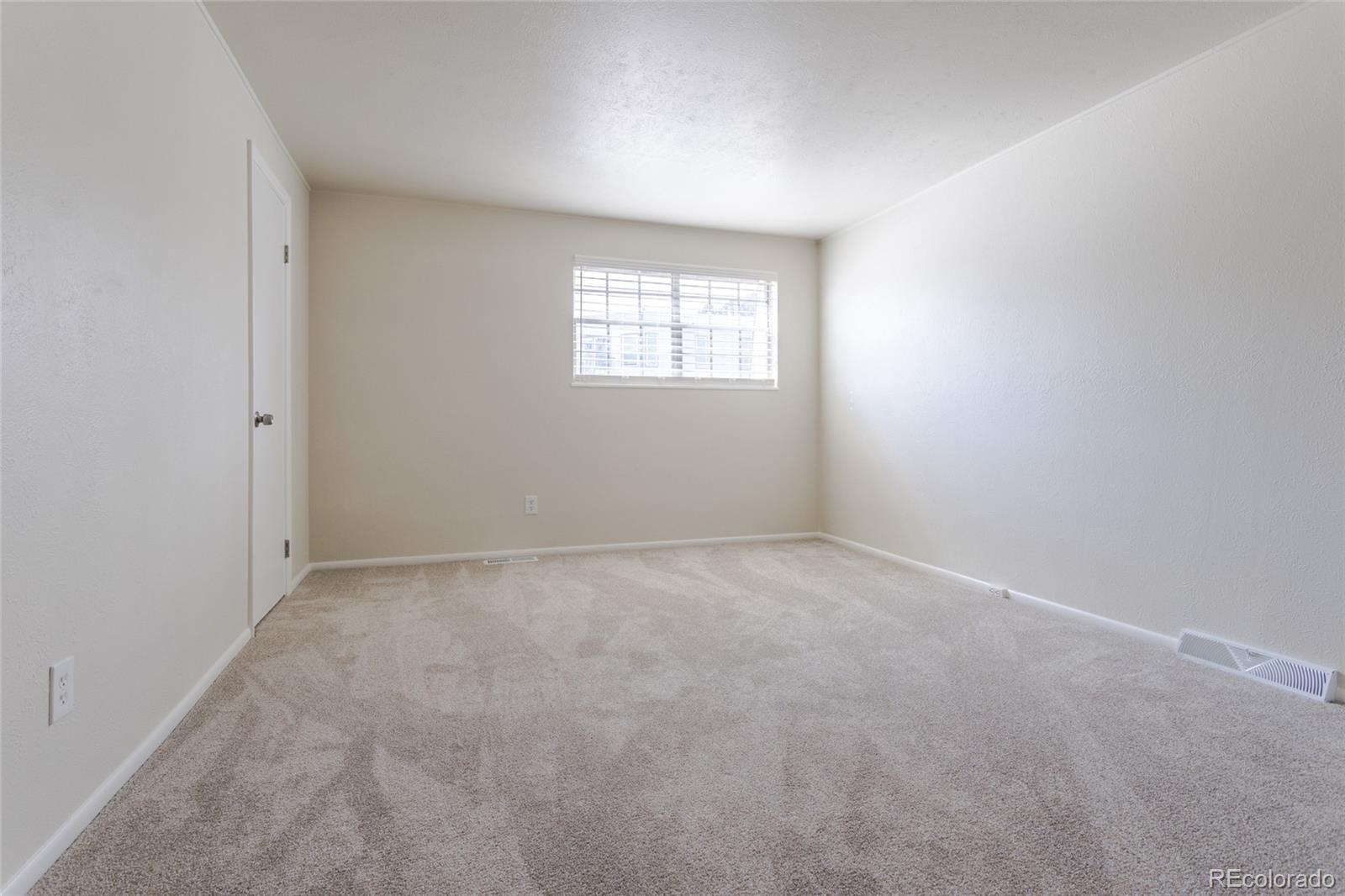 MLS Image #17 for 1200 s monaco st parkway,denver, Colorado