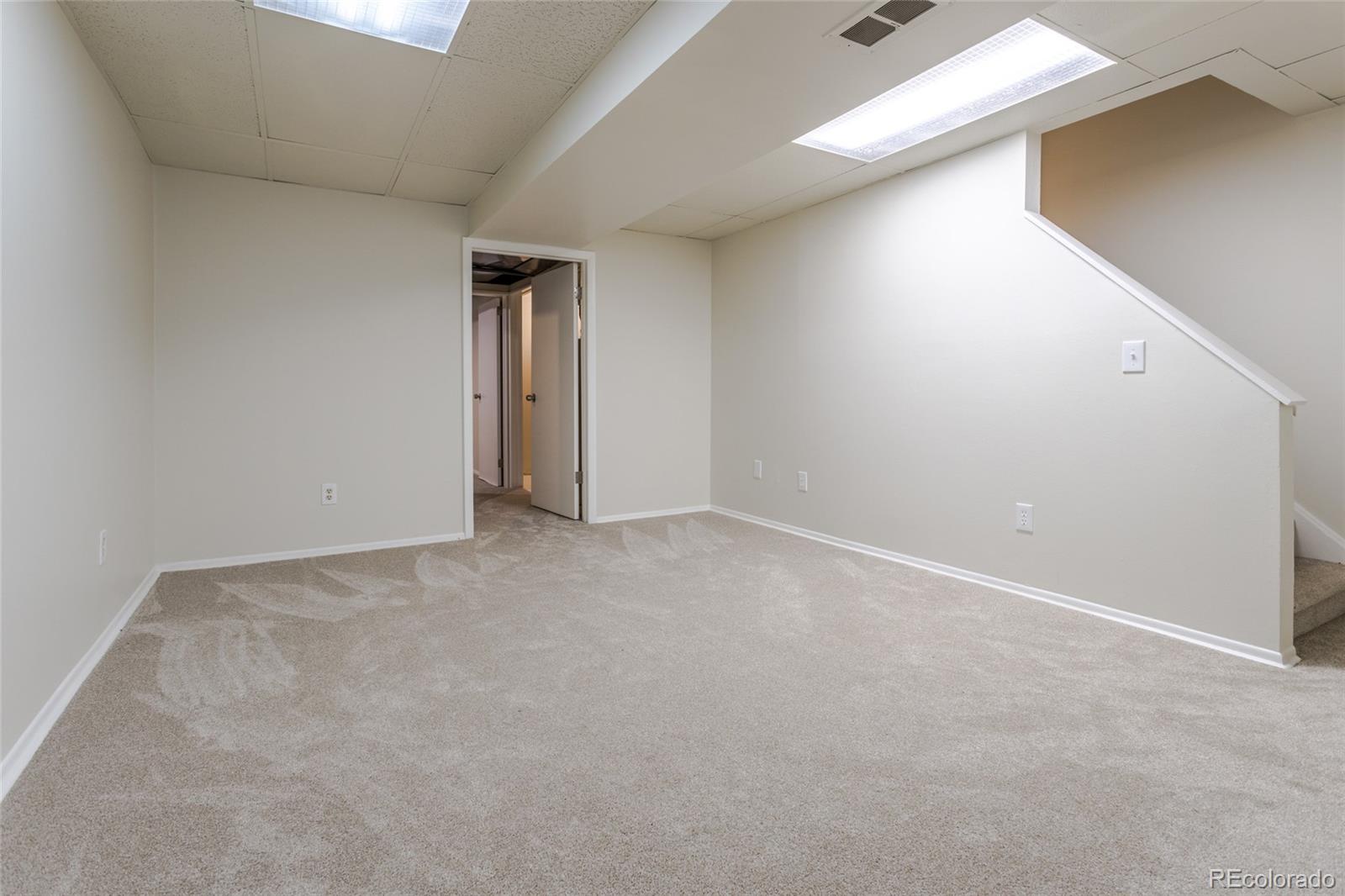 MLS Image #20 for 1200 s monaco st parkway,denver, Colorado