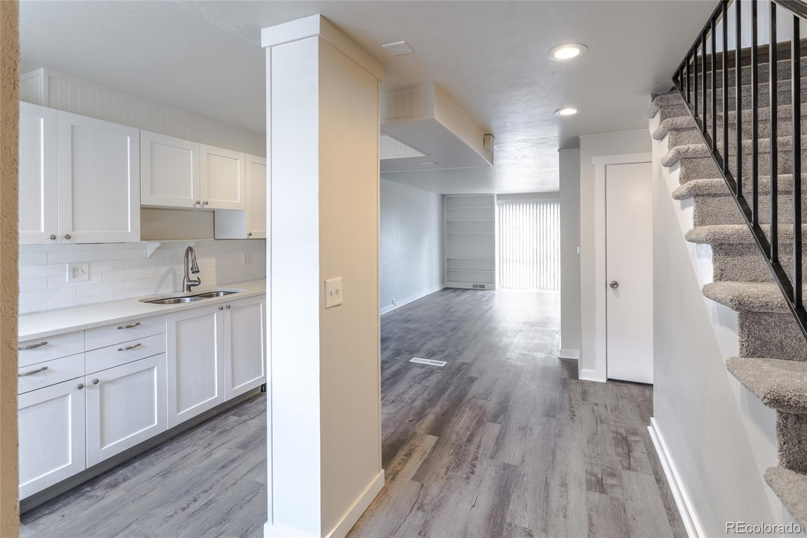 MLS Image #7 for 1200 s monaco st parkway,denver, Colorado