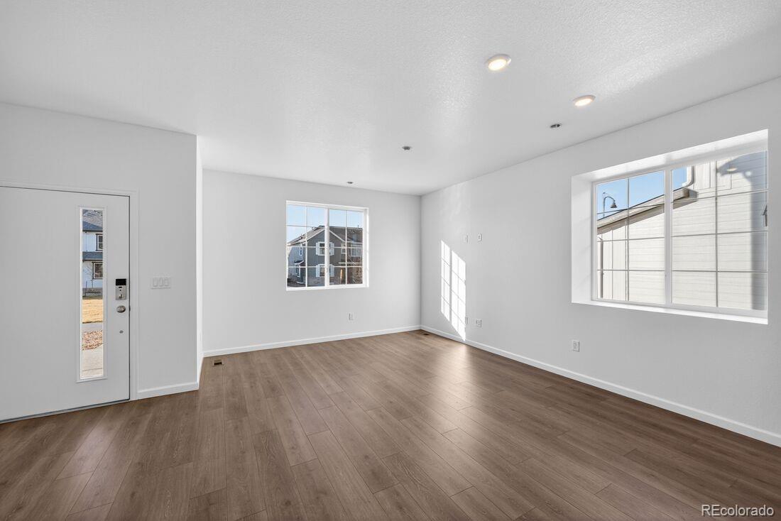 MLS Image #4 for 6721 e 148th drive,thornton, Colorado