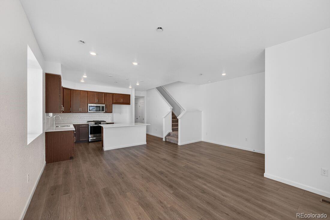 MLS Image #5 for 6721 e 148th drive,thornton, Colorado