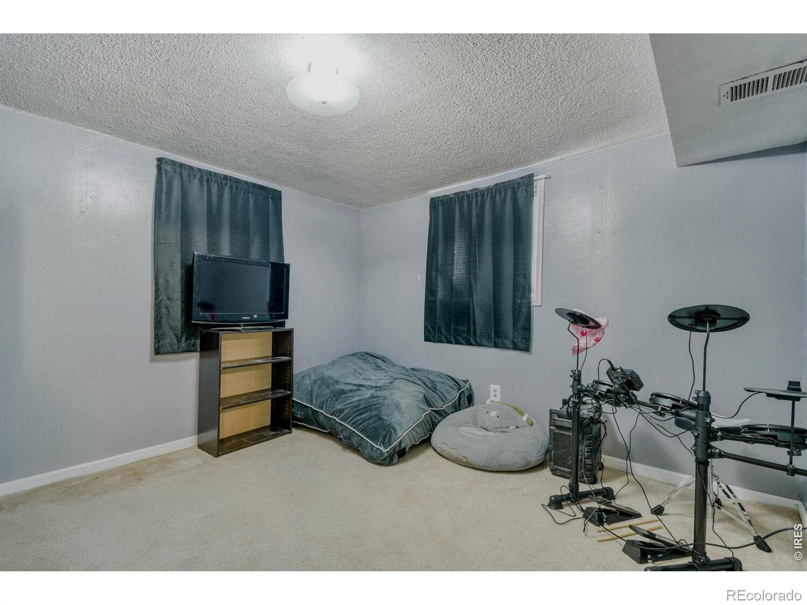 MLS Image #17 for 2621 e 98th avenue,thornton, Colorado