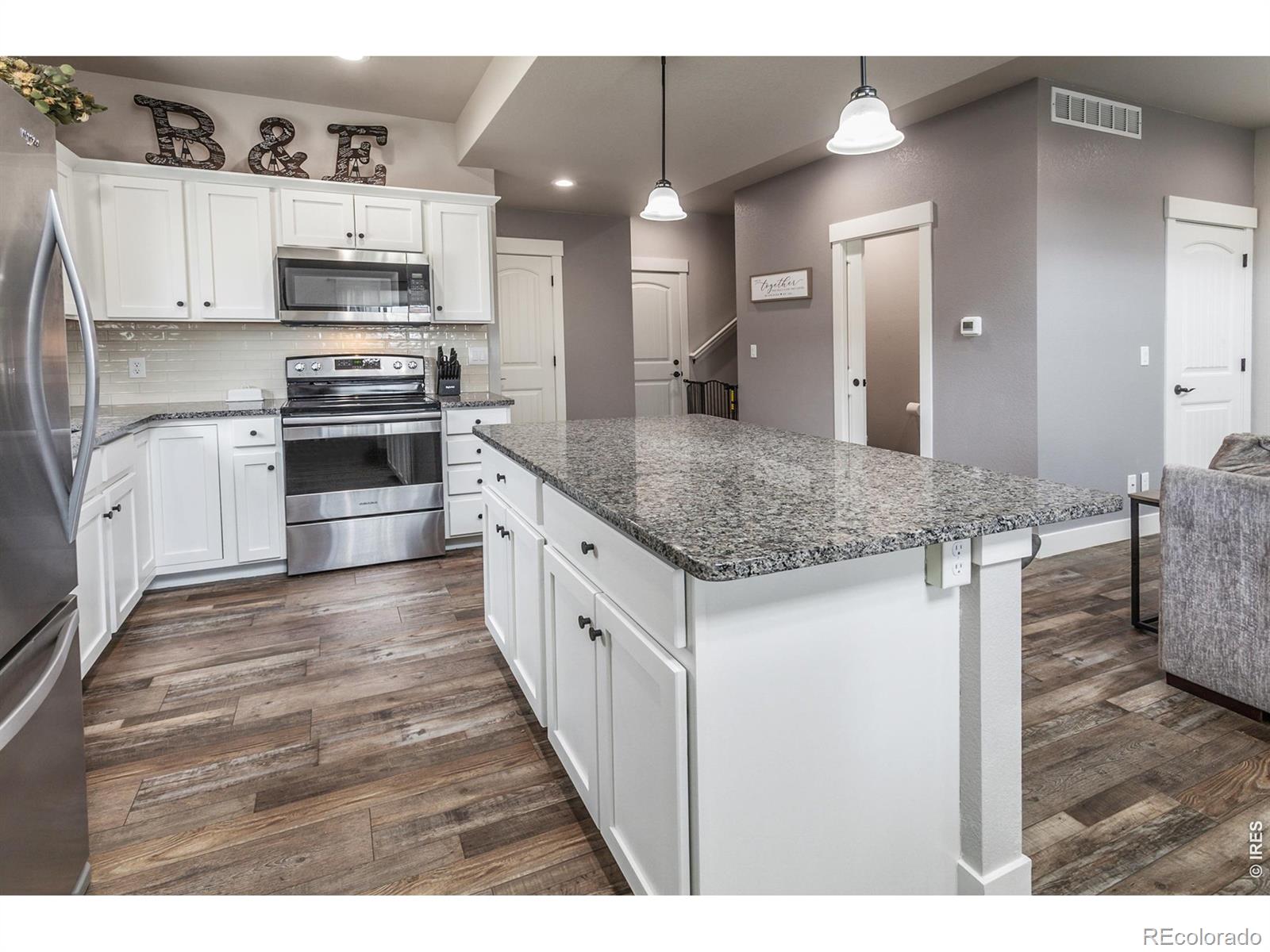MLS Image #10 for 1726  westward circle,eaton, Colorado