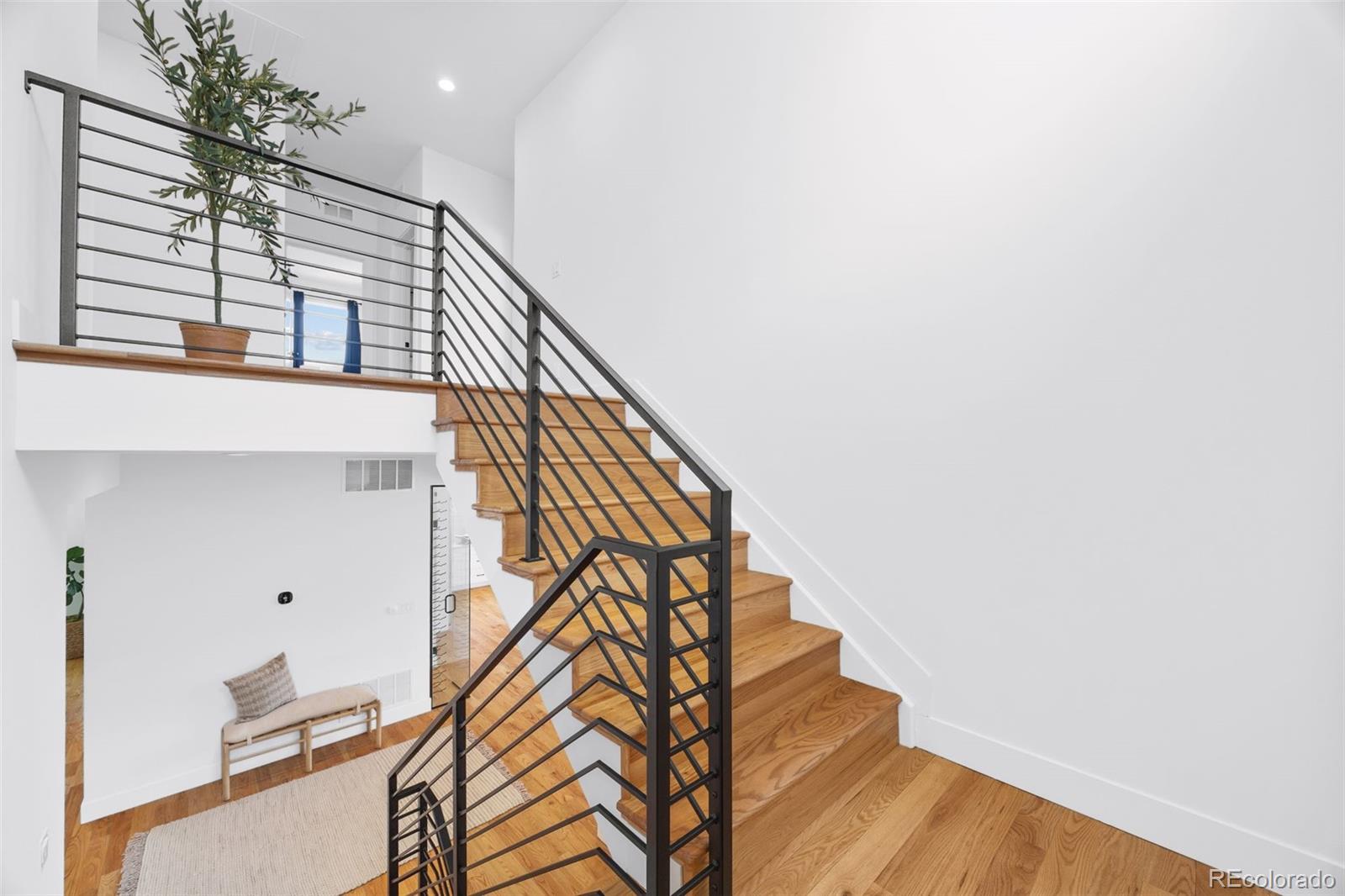 MLS Image #16 for 1179 s jackson street,denver, Colorado