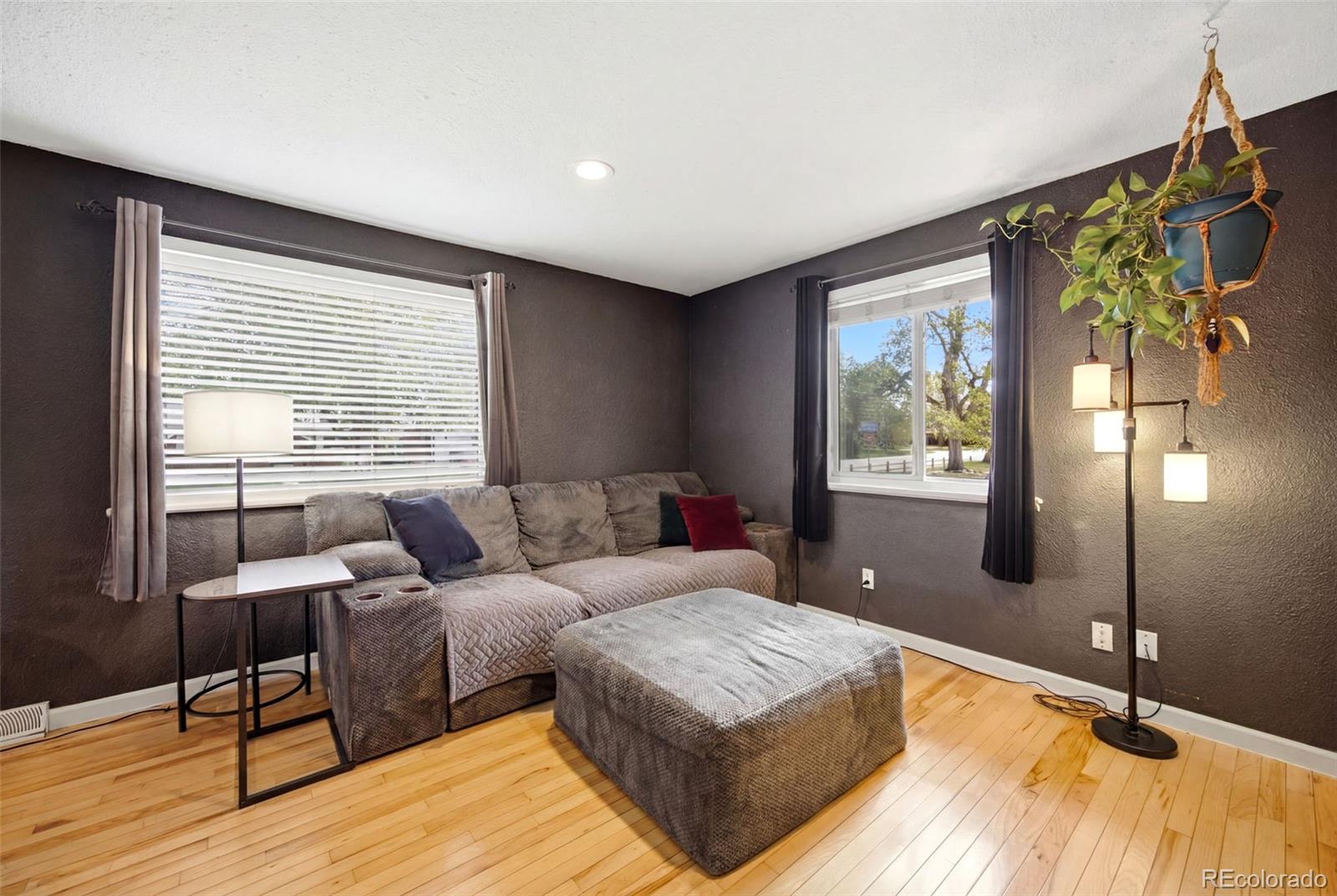 MLS Image #3 for 1490 s zephyr street,lakewood, Colorado