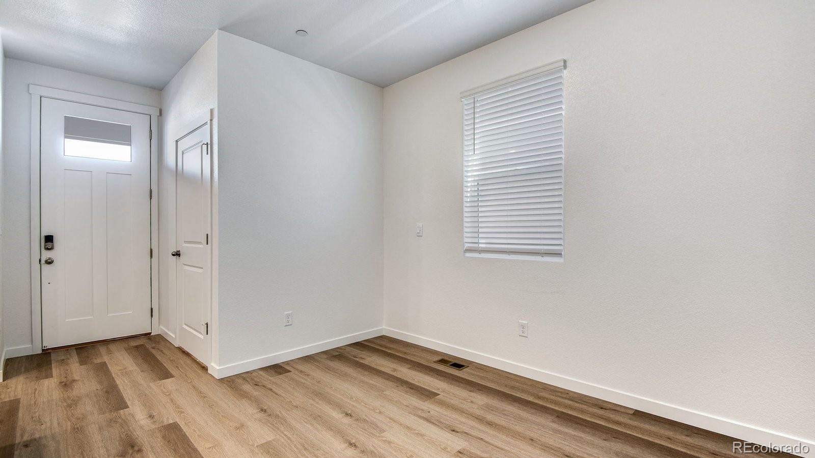MLS Image #21 for 1342 s chester street,denver, Colorado