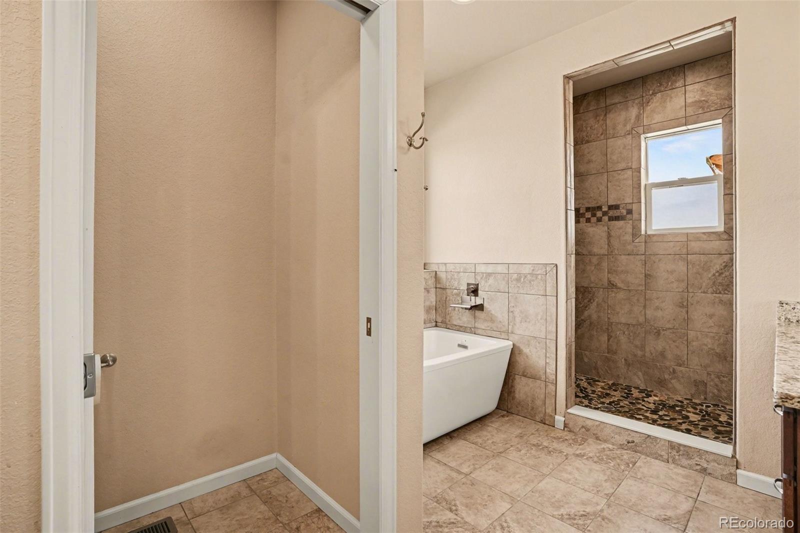 MLS Image #15 for 3575  hare haven lane,colorado springs, Colorado