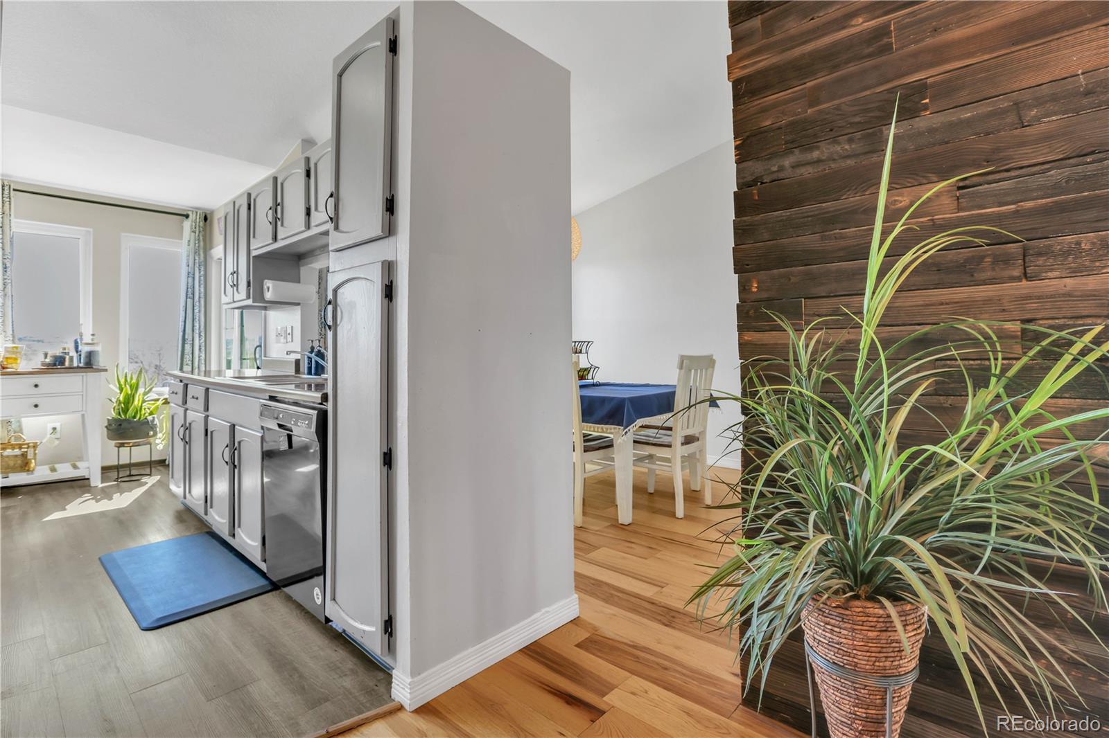 MLS Image #10 for 3460 s halifax way,aurora, Colorado