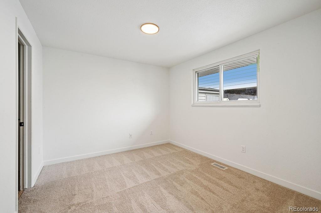 MLS Image #9 for 770 w cleveland circle,lafayette, Colorado