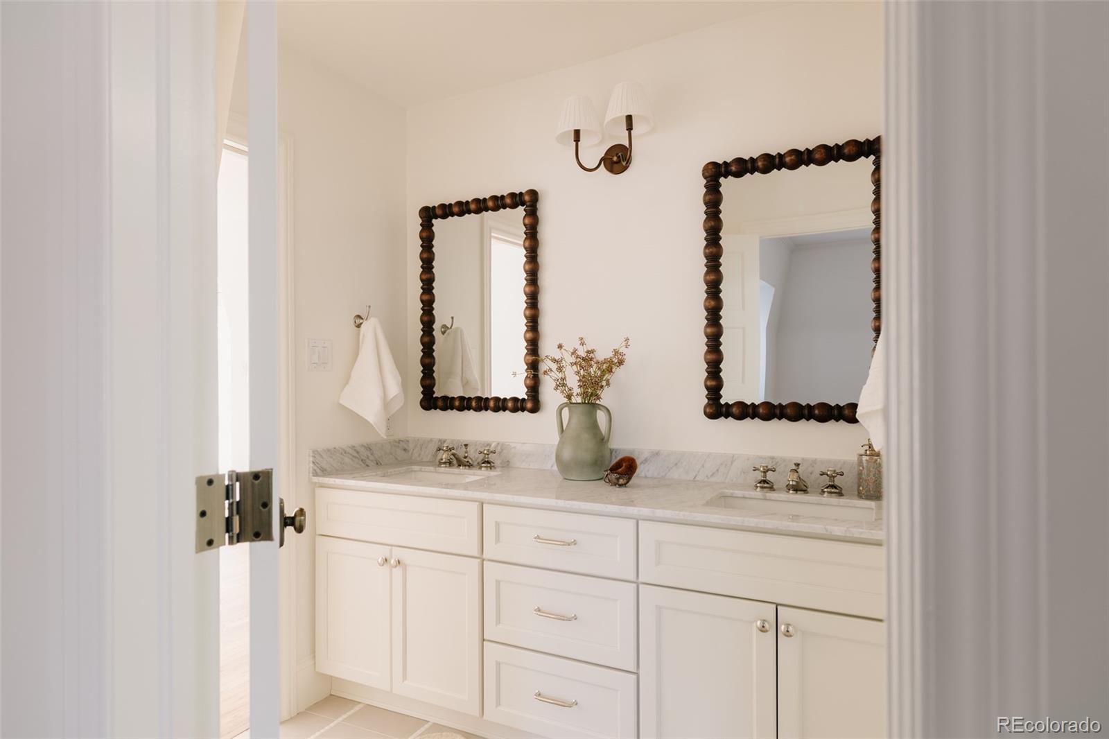 MLS Image #31 for 334  ivy street,denver, Colorado