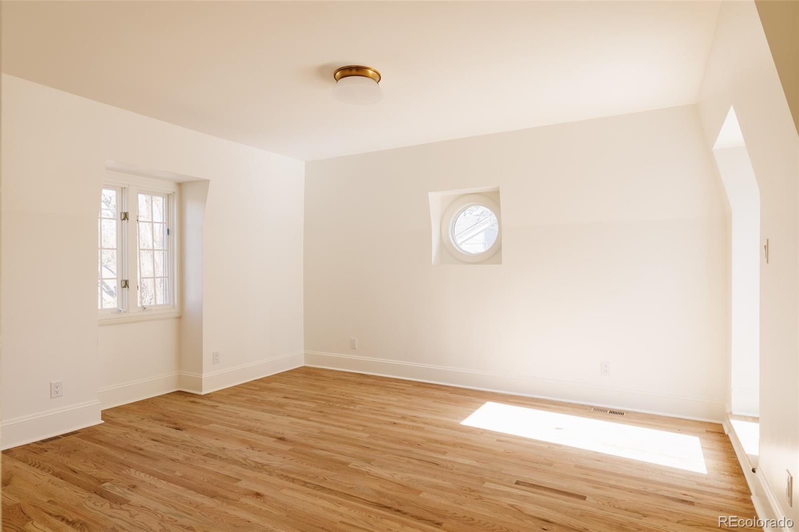 MLS Image #33 for 334  ivy street,denver, Colorado