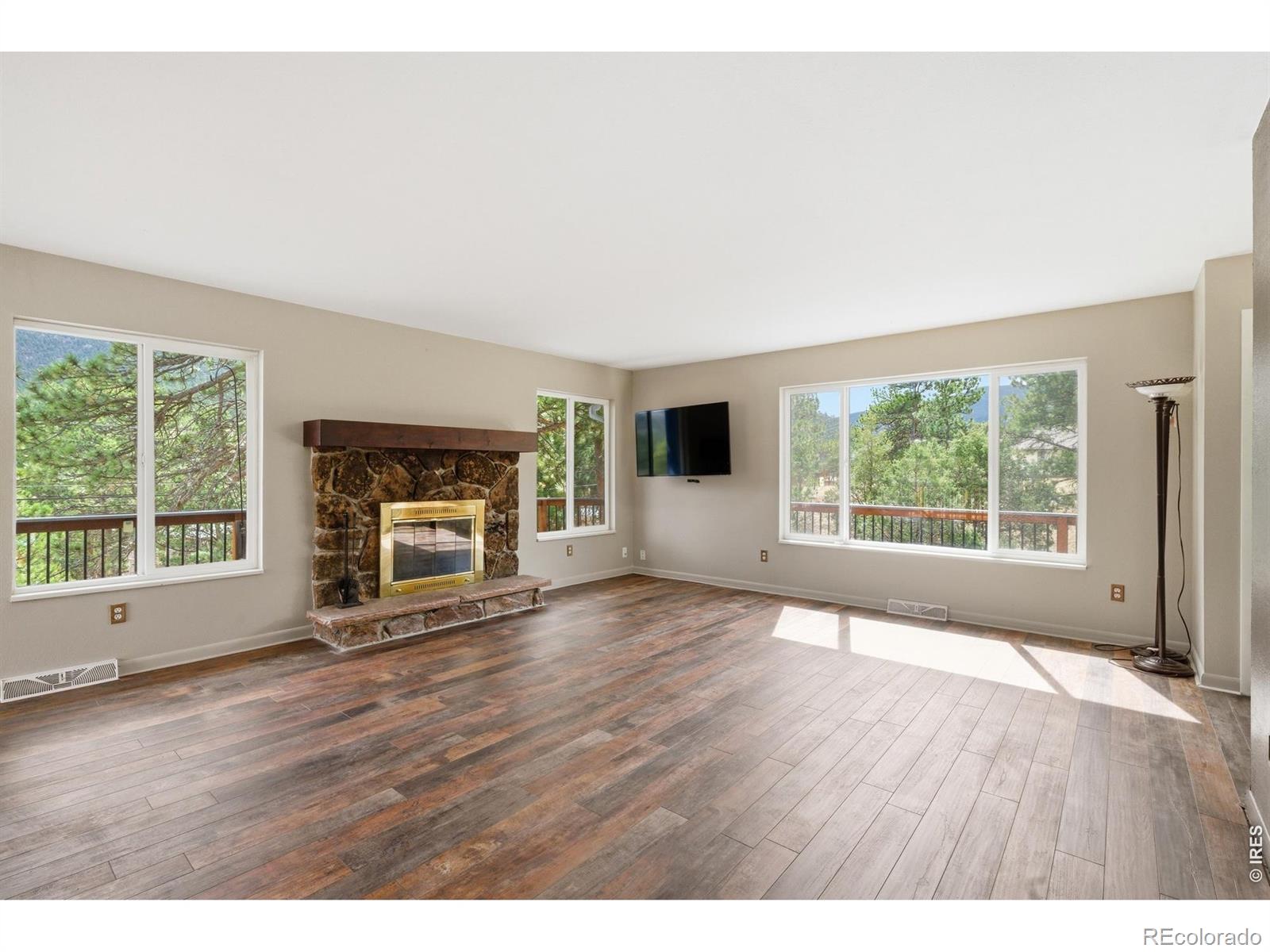 MLS Image #11 for 1331  willow lane,estes park, Colorado