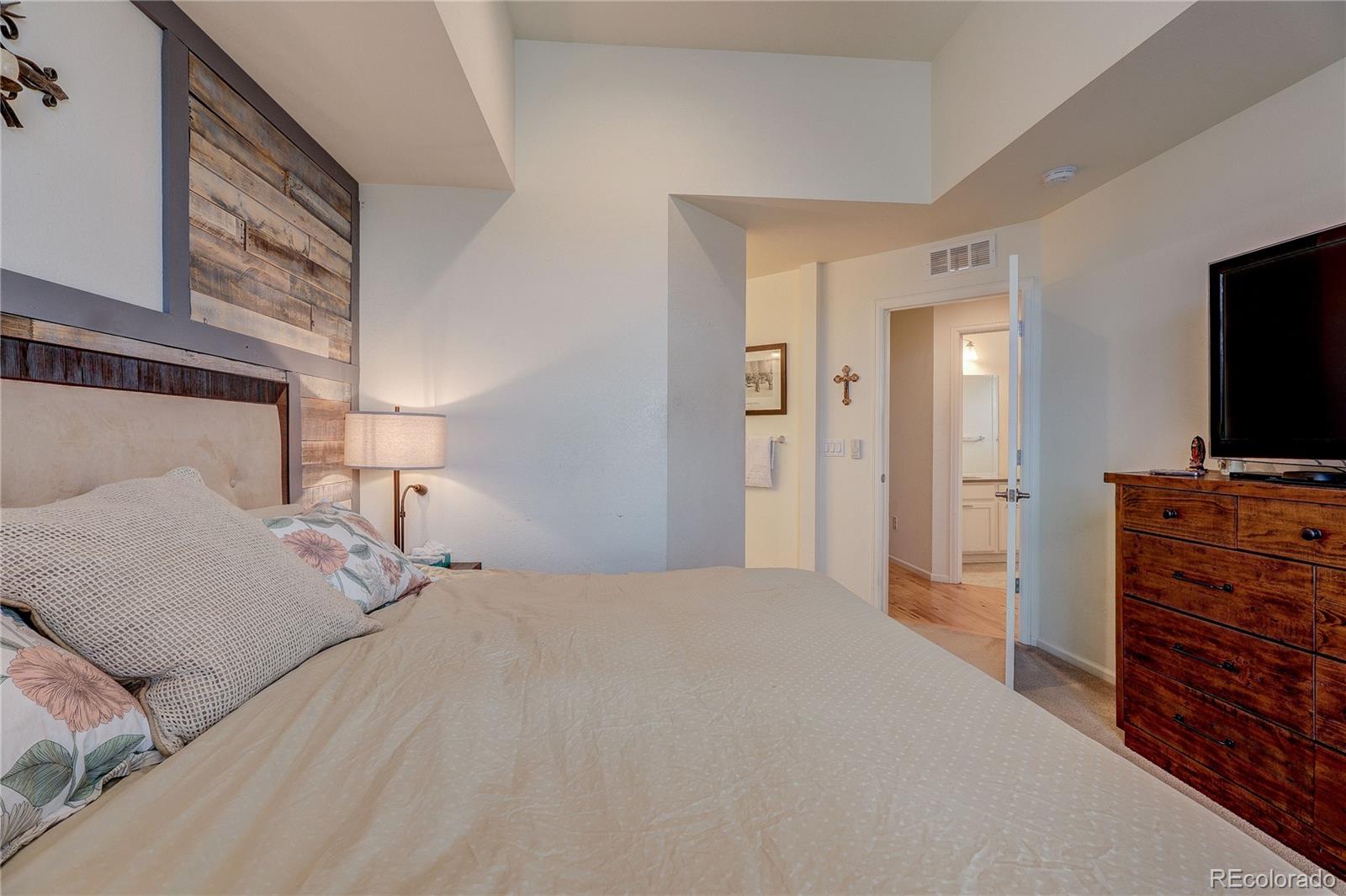 MLS Image #21 for 7265 w evans avenue,denver, Colorado