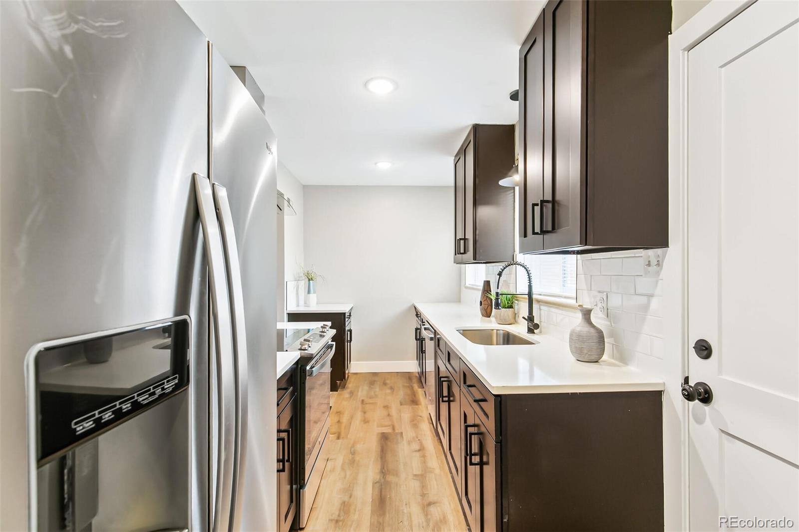 MLS Image #12 for 878  glencoe street,denver, Colorado