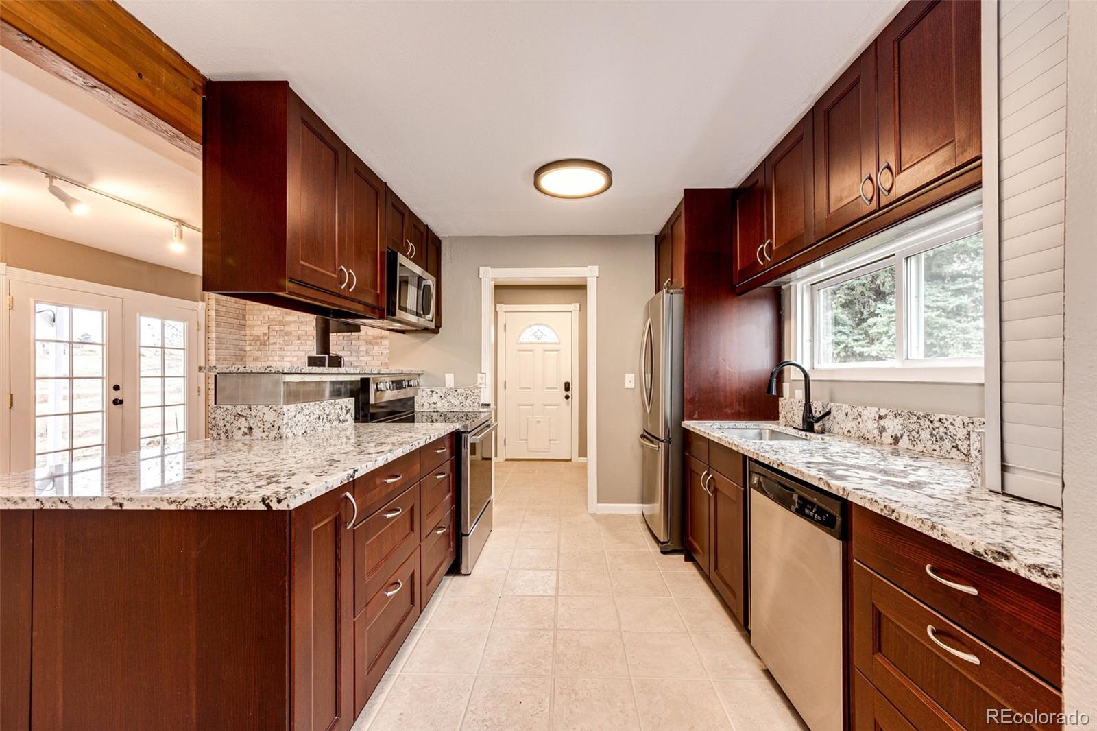 MLS Image #14 for 934  starling lane,elizabeth, Colorado