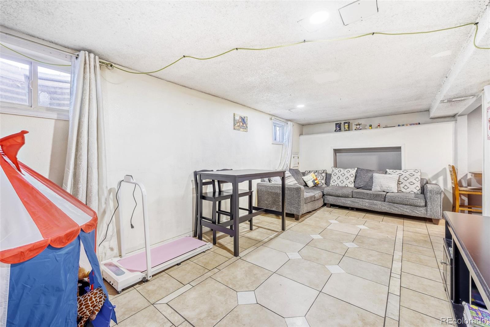 MLS Image #2 for 7391  bronco road,denver, Colorado