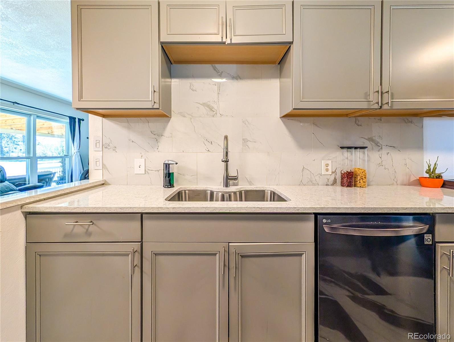 MLS Image #13 for 3945 w evans avenue,denver, Colorado