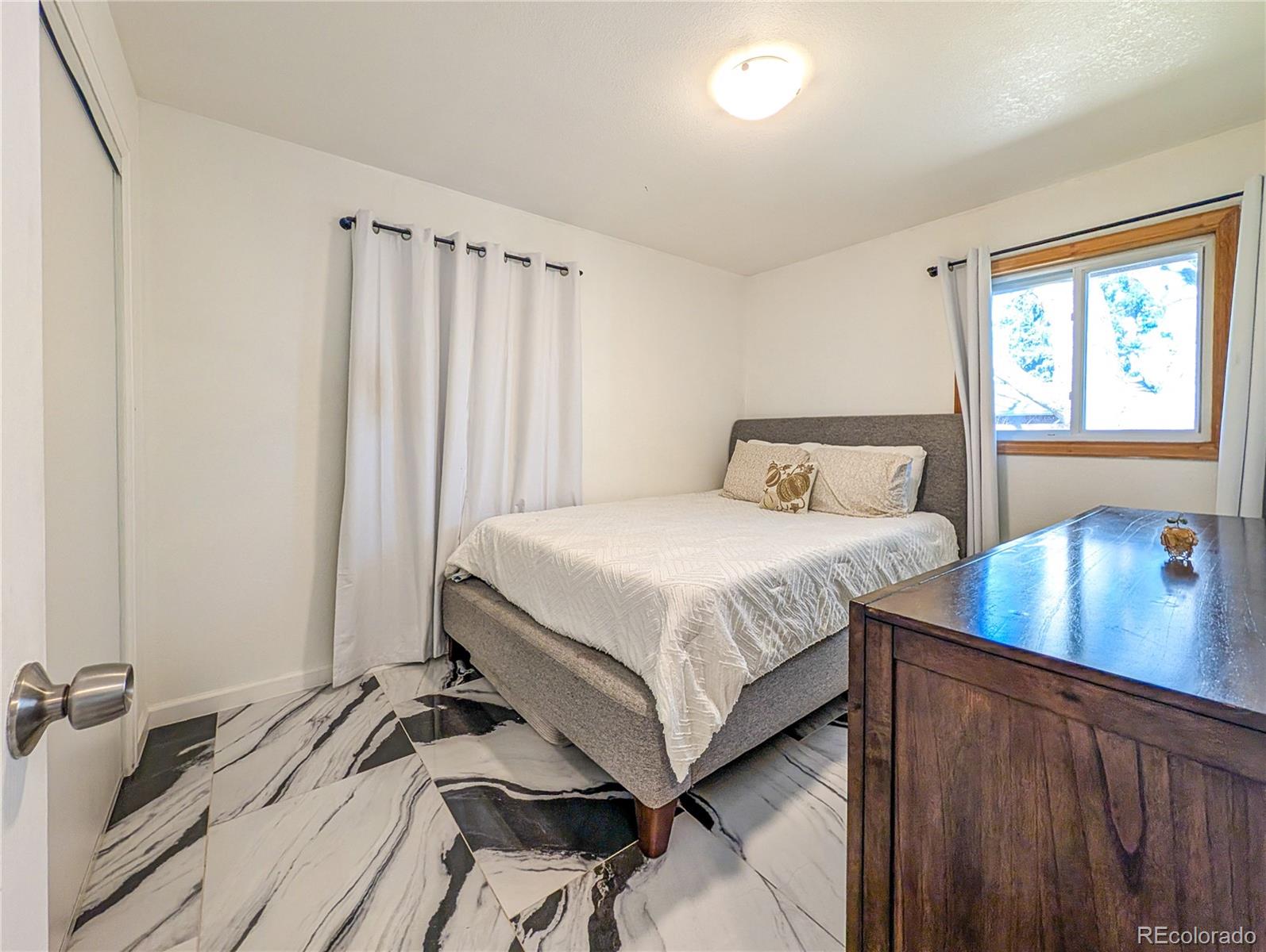 MLS Image #20 for 3945 w evans avenue,denver, Colorado