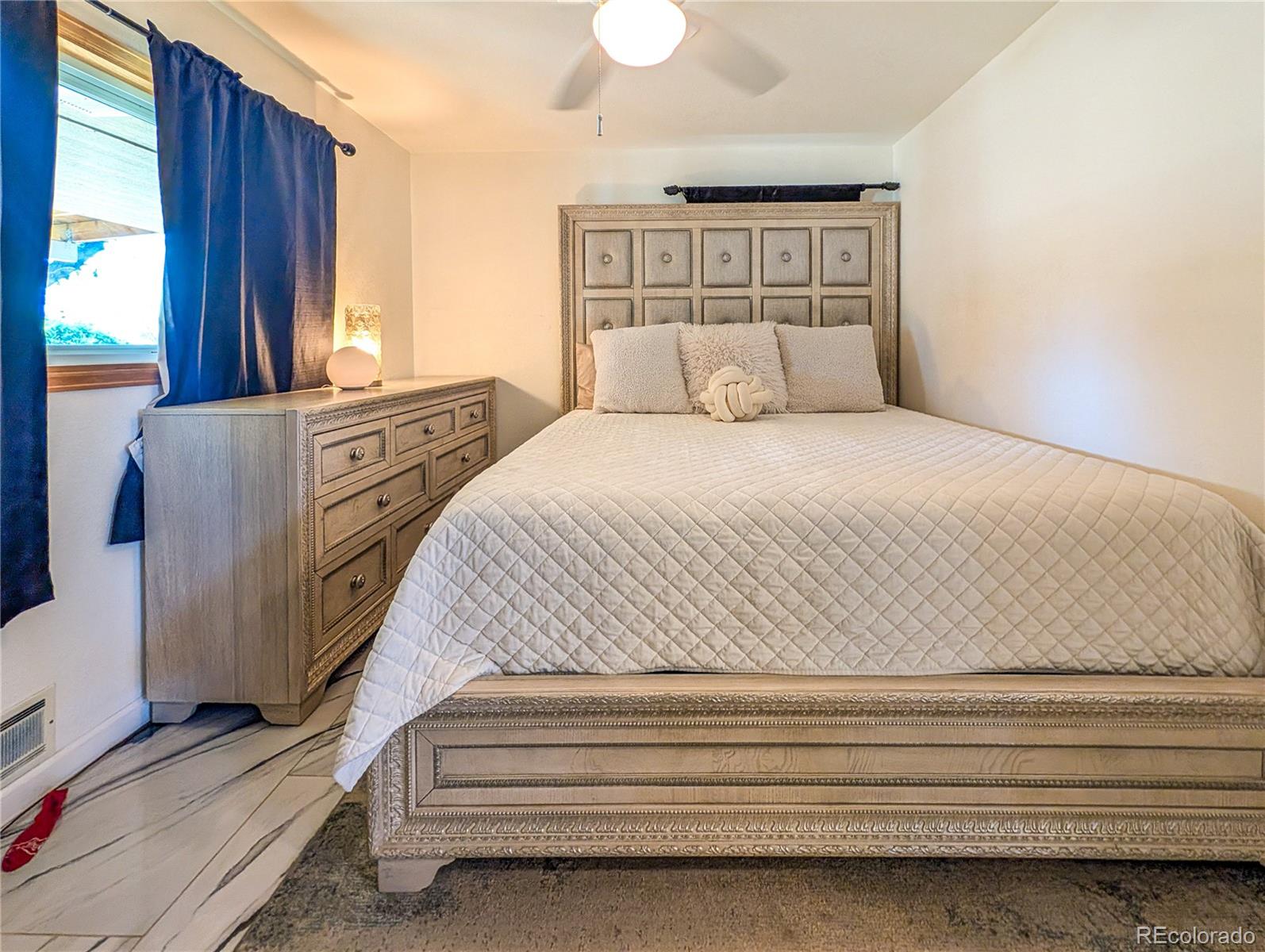 MLS Image #22 for 3945 w evans avenue,denver, Colorado