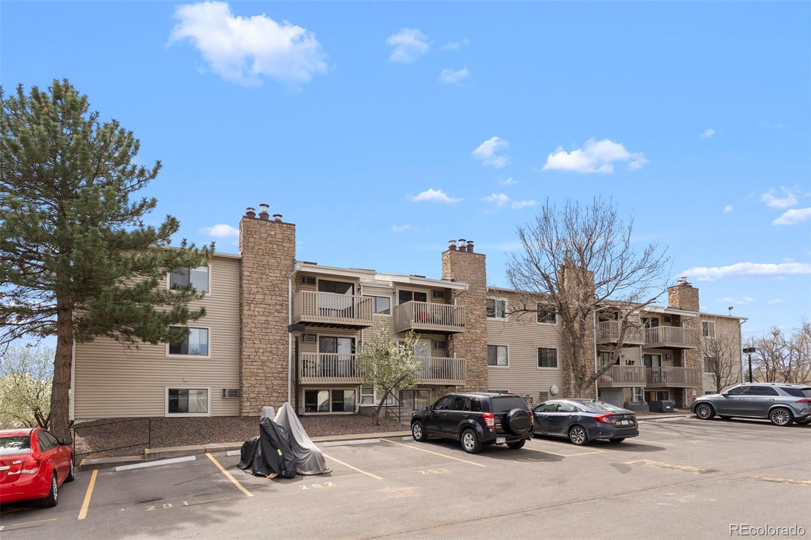 MLS Image #2 for 381 s ames street,lakewood, Colorado