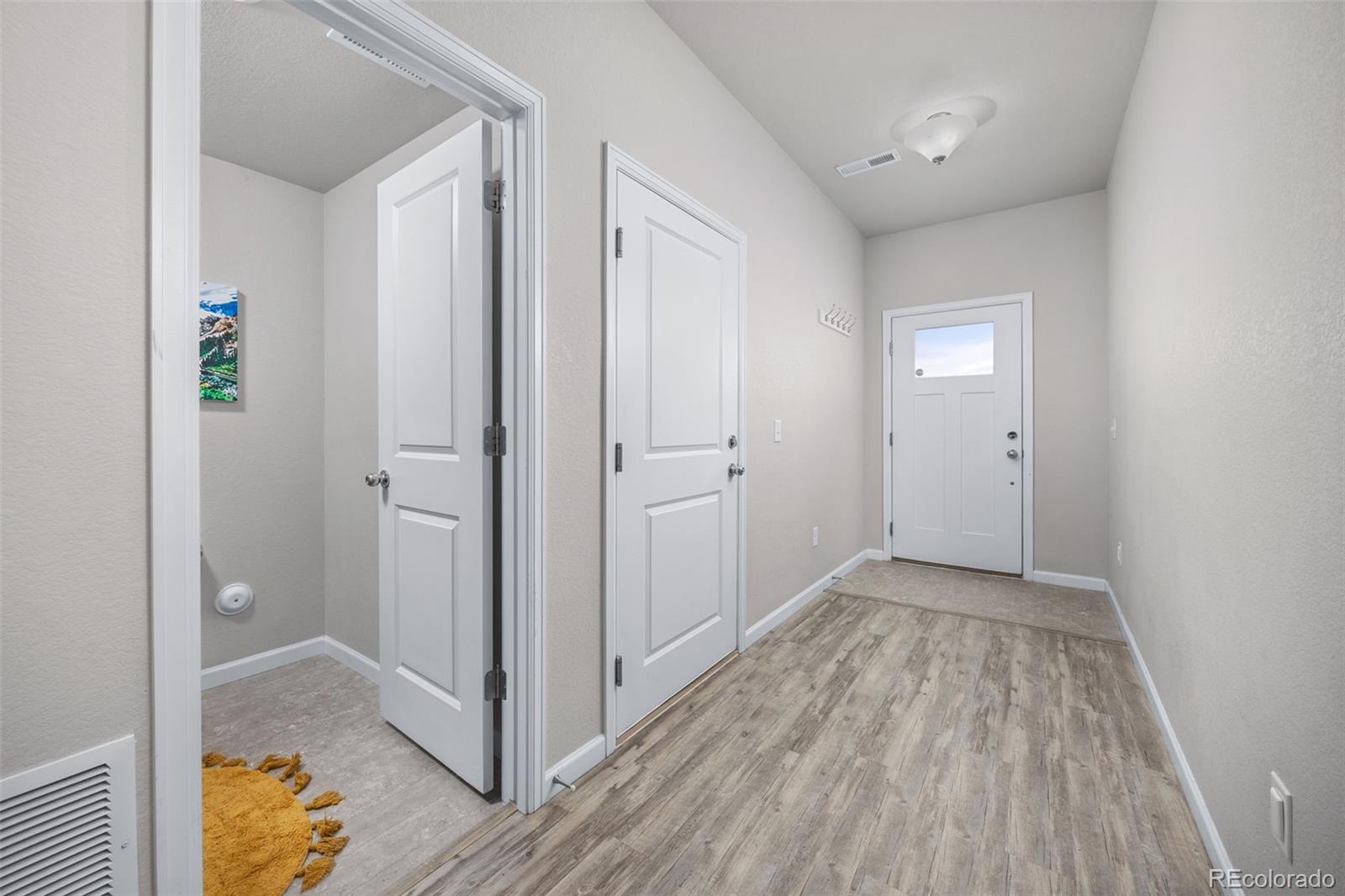 MLS Image #6 for 1116  oak circle,lakewood, Colorado