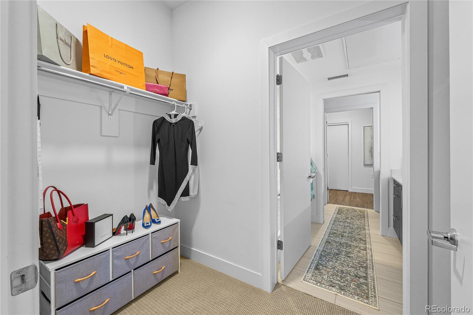 MLS Image #16 for 2530  lawrence street ra301,denver, Colorado