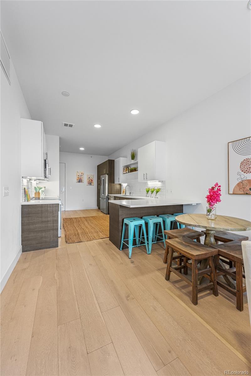 MLS Image #8 for 2530  lawrence street ra301,denver, Colorado