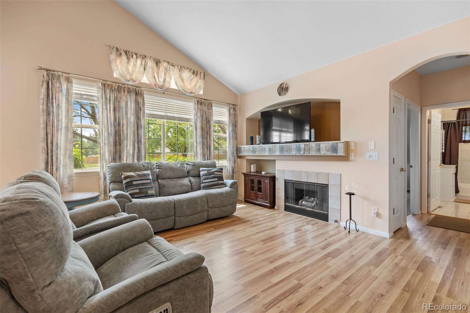 MLS Image #3 for 8873 w phillips drive ,littleton, Colorado