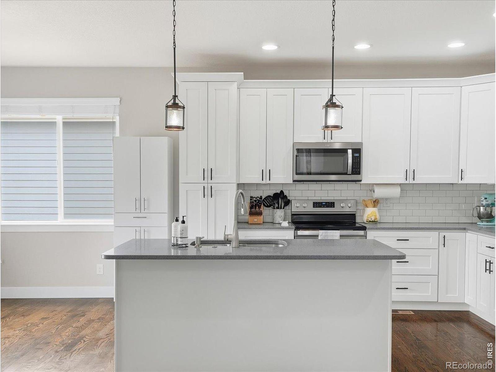 MLS Image #10 for 266  kirkland lane,johnstown, Colorado