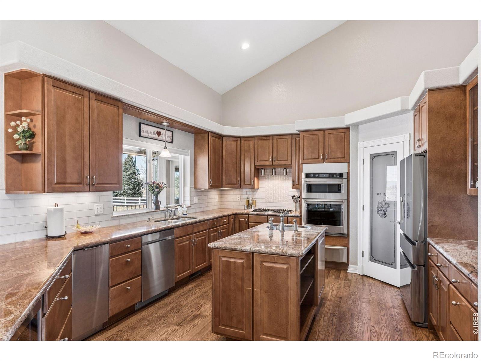 MLS Image #11 for 3035 s buttercup circle,erie, Colorado