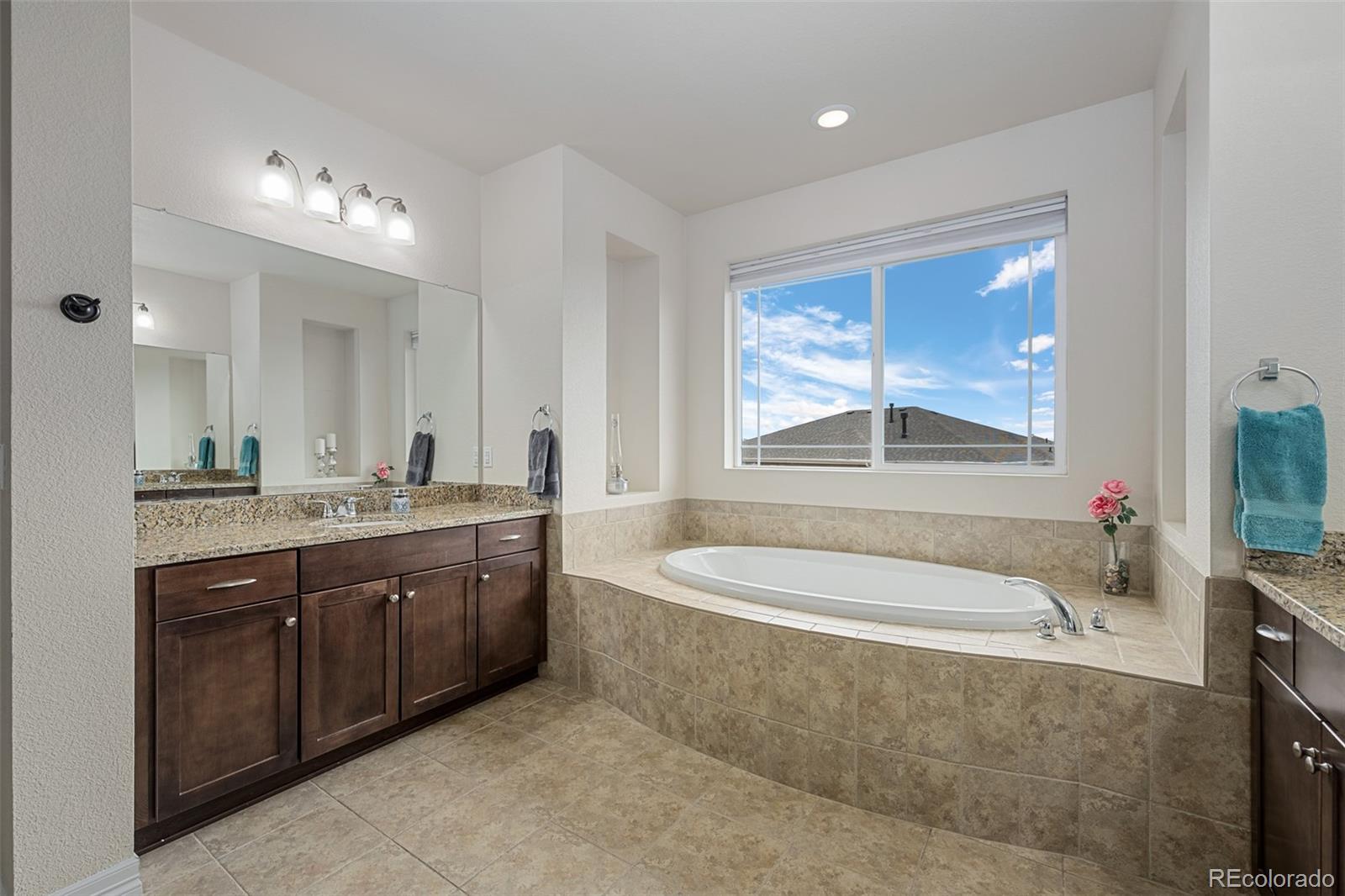 MLS Image #26 for 27523 e euclid drive,aurora, Colorado