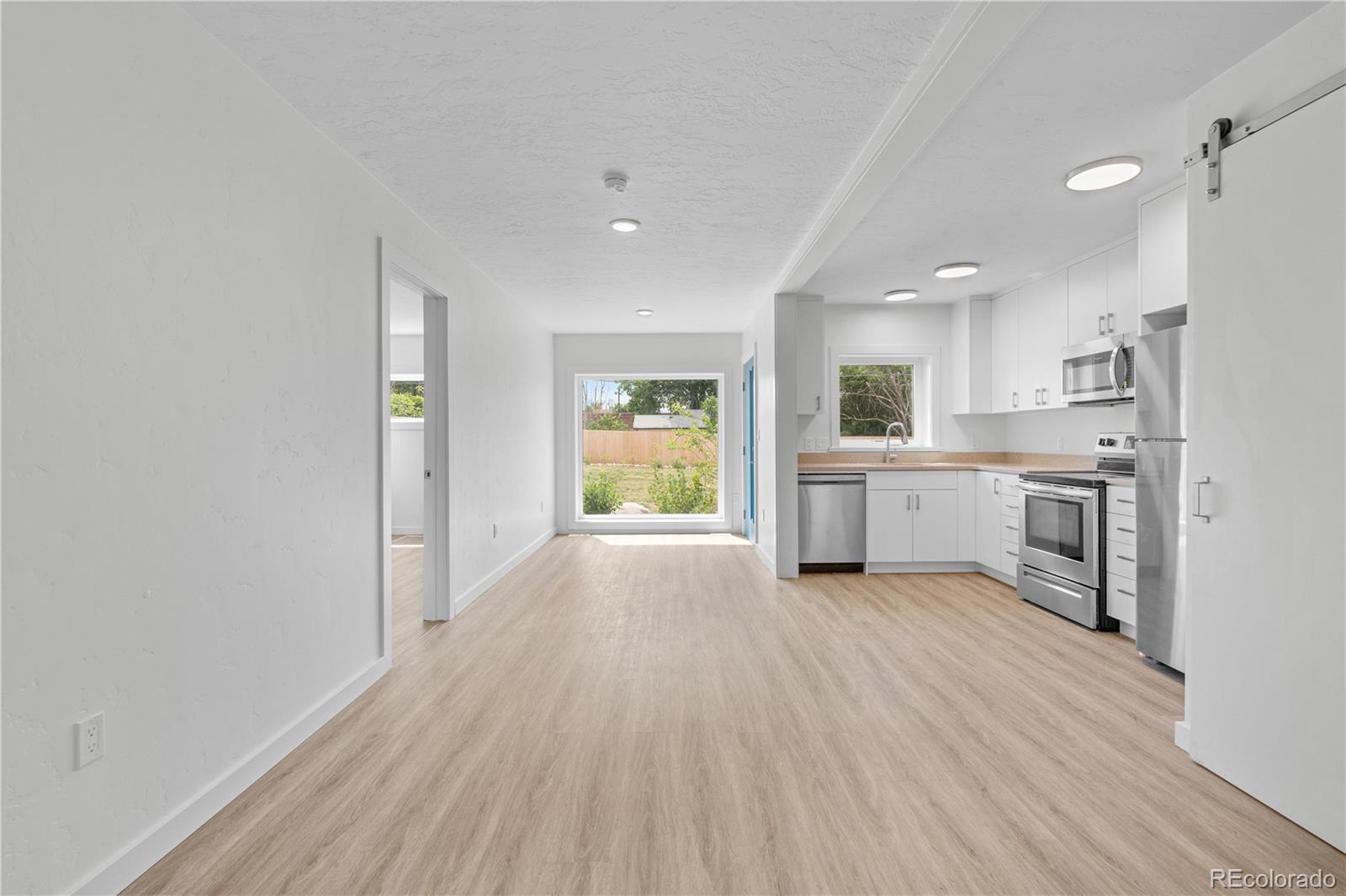 MLS Image #3 for 1953  blackhawk street,aurora, Colorado