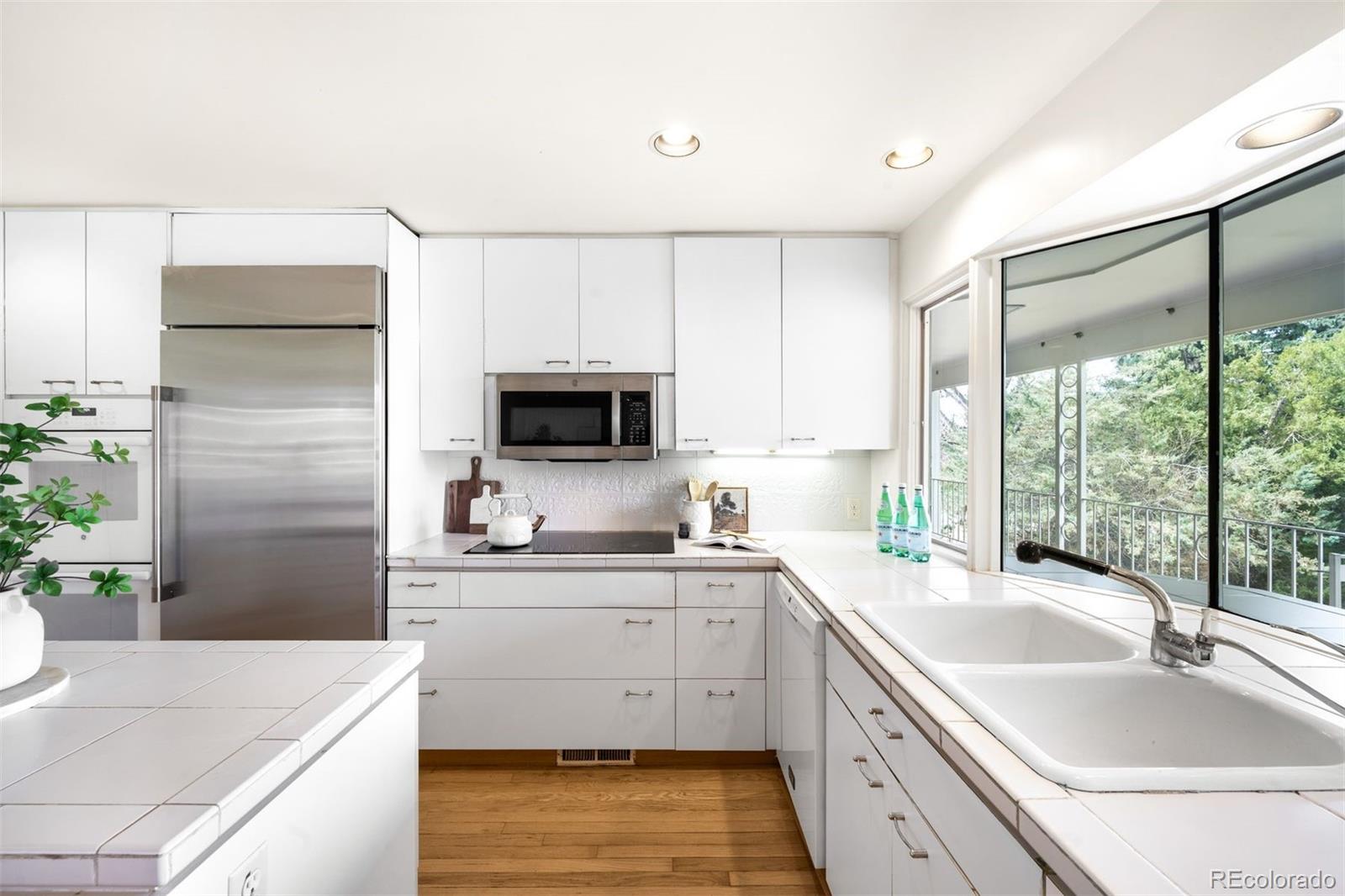 MLS Image #12 for 5691  southmoor lane,englewood, Colorado