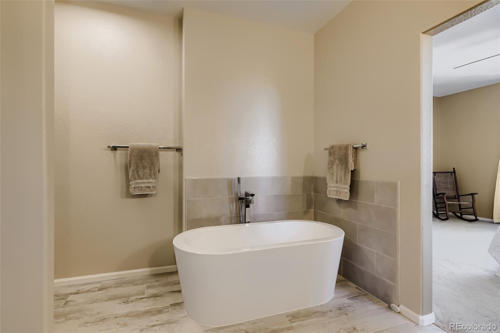 MLS Image #18 for 3897  mallard lane,highlands ranch, Colorado