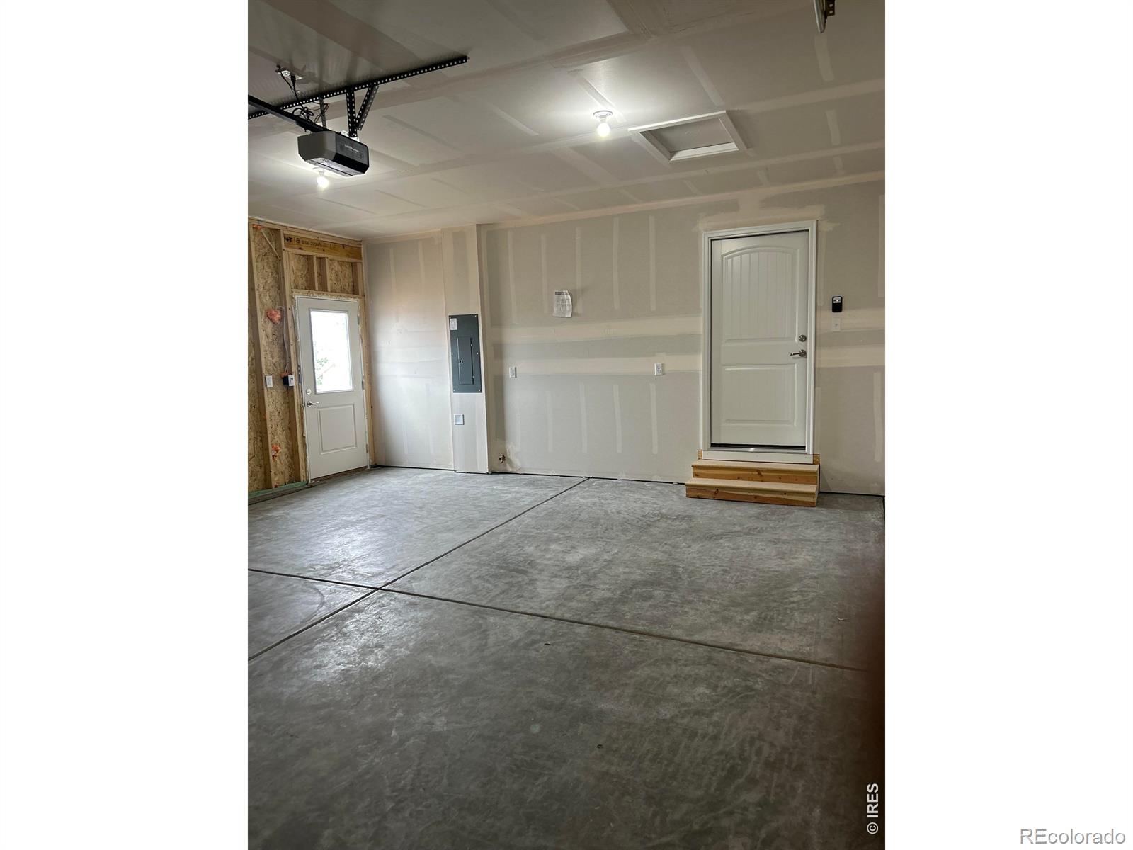 MLS Image #14 for 1156  bitterroot court,johnstown, Colorado